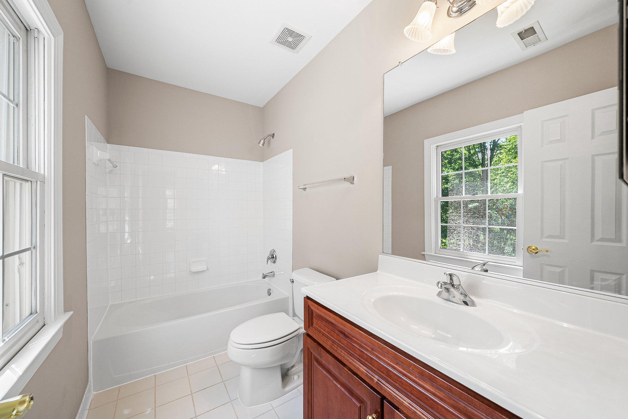 PIEDMONT RIDING CLUB - Residential