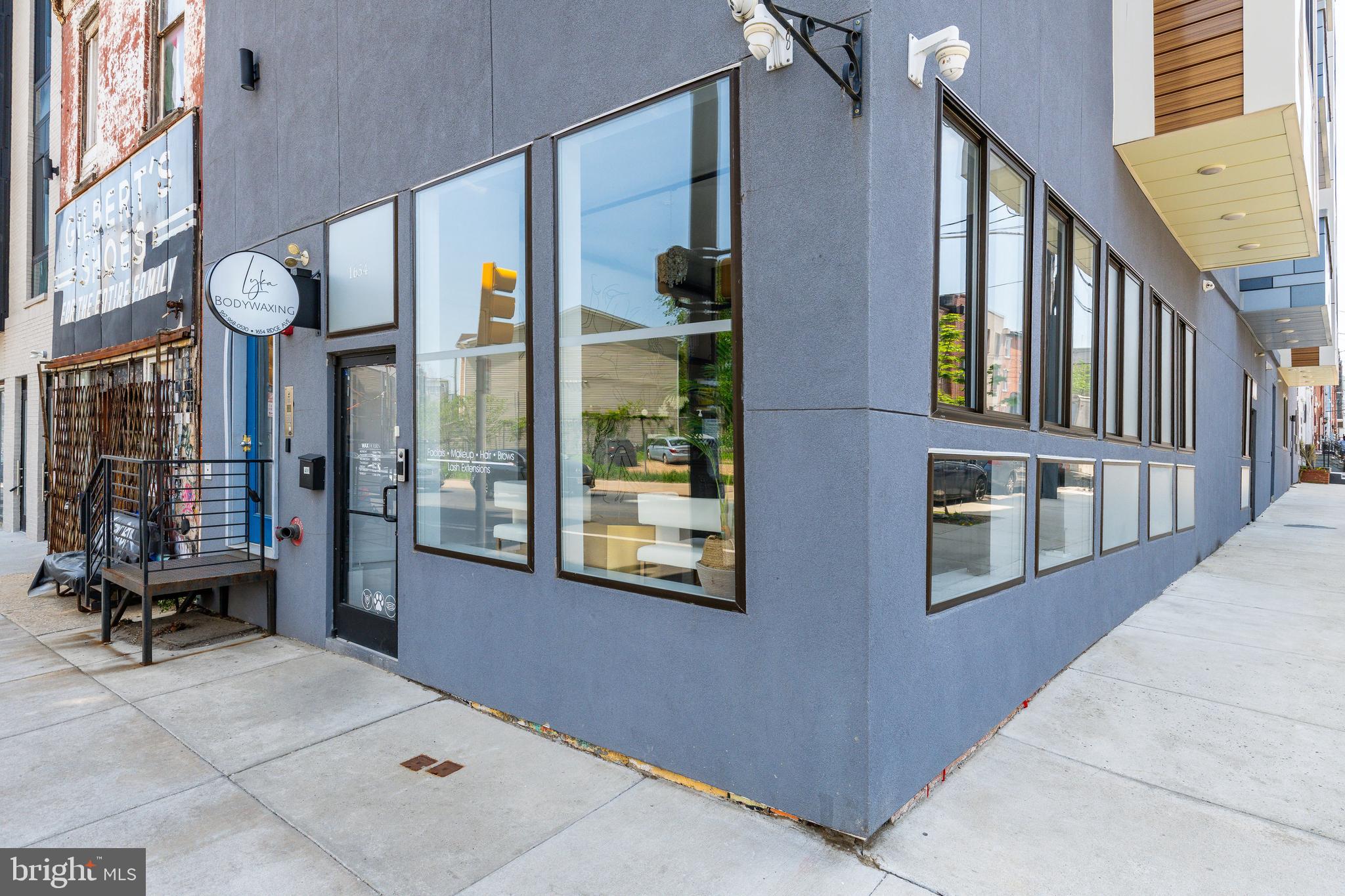 FRANCISVILLE - Commercial Sale