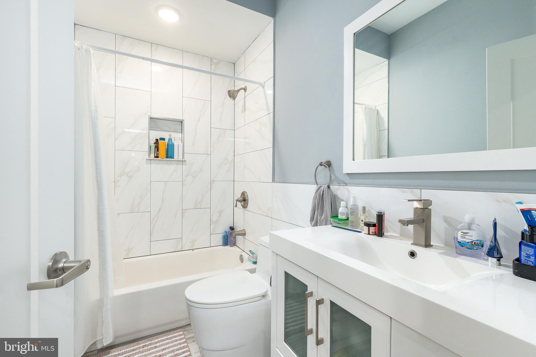 FRANCISVILLE - Commercial Sale