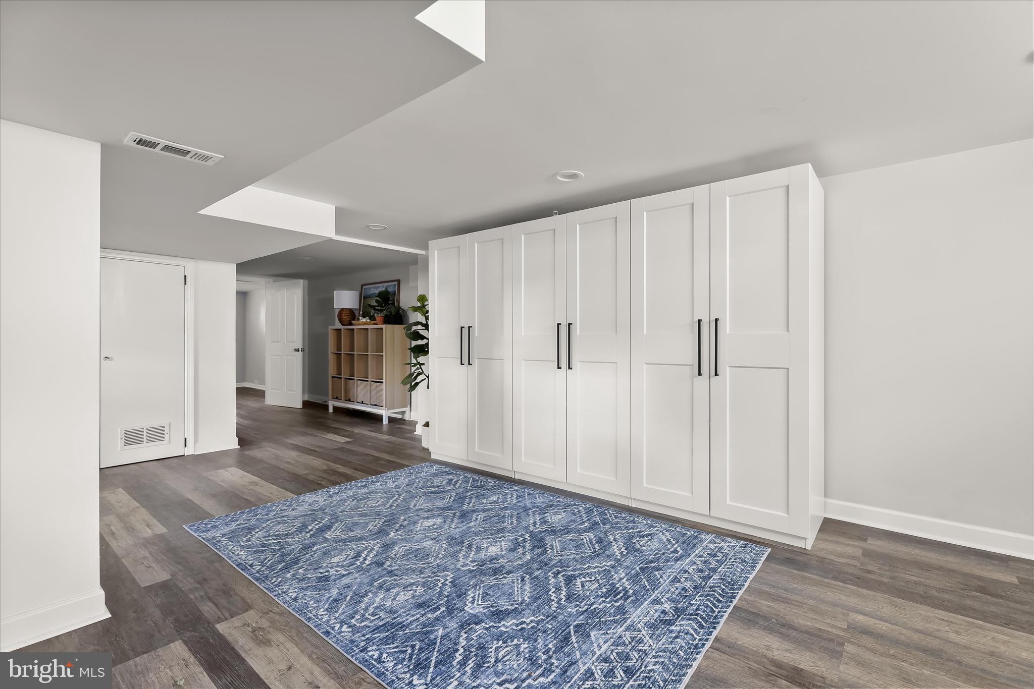 PERRING PARK - Residential