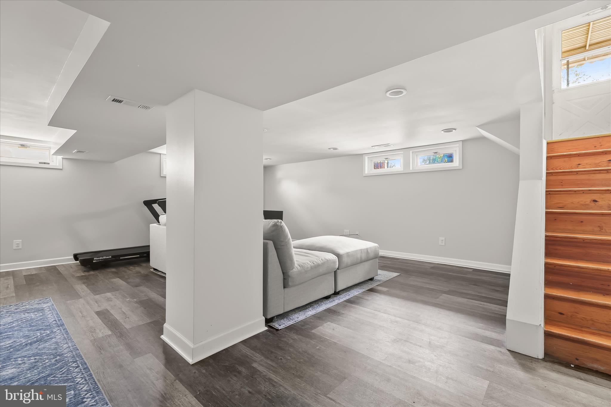 PERRING PARK - Residential