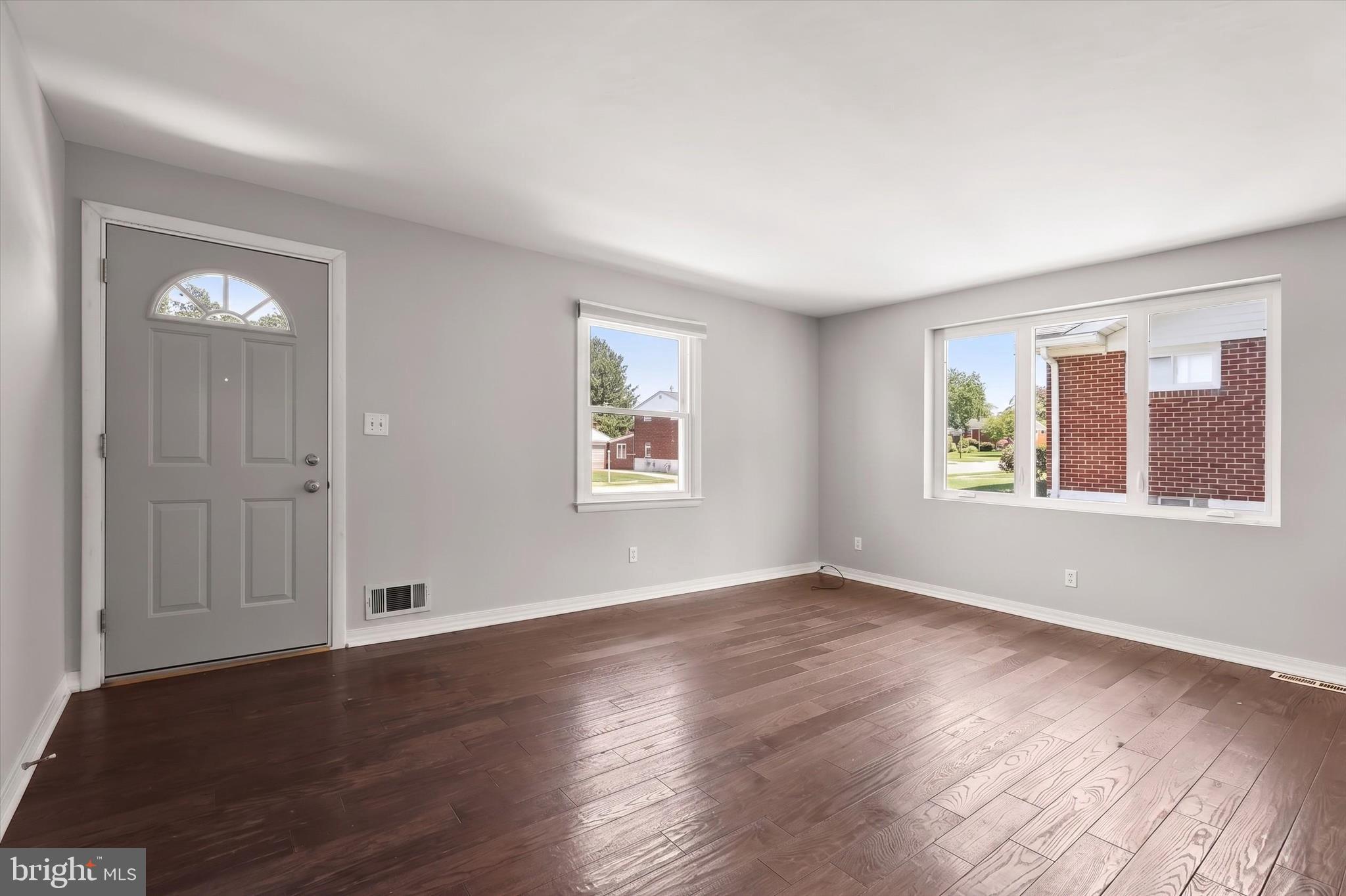 PERRING PARK - Residential