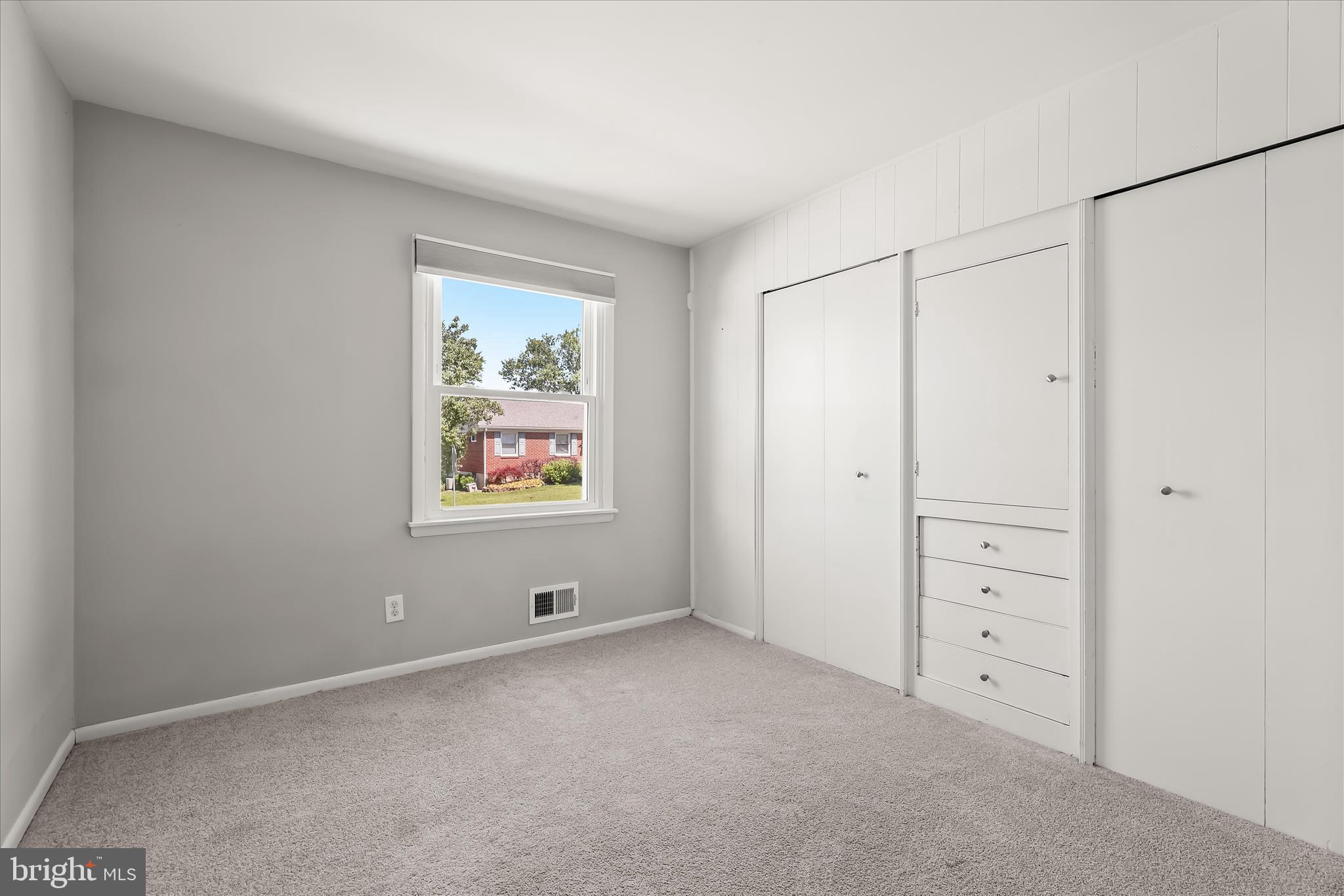 PERRING PARK - Residential