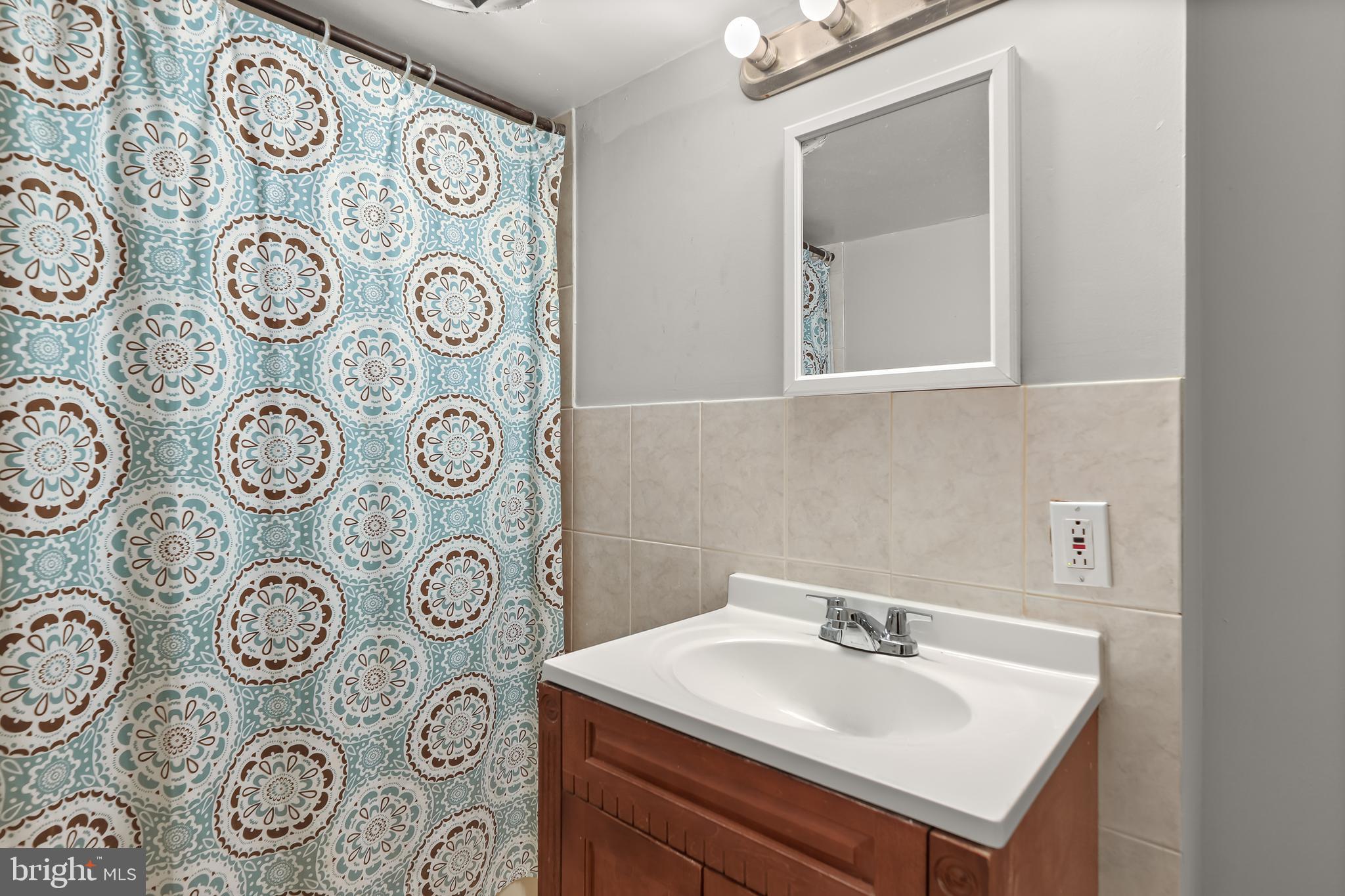 PERRING PARK - Residential