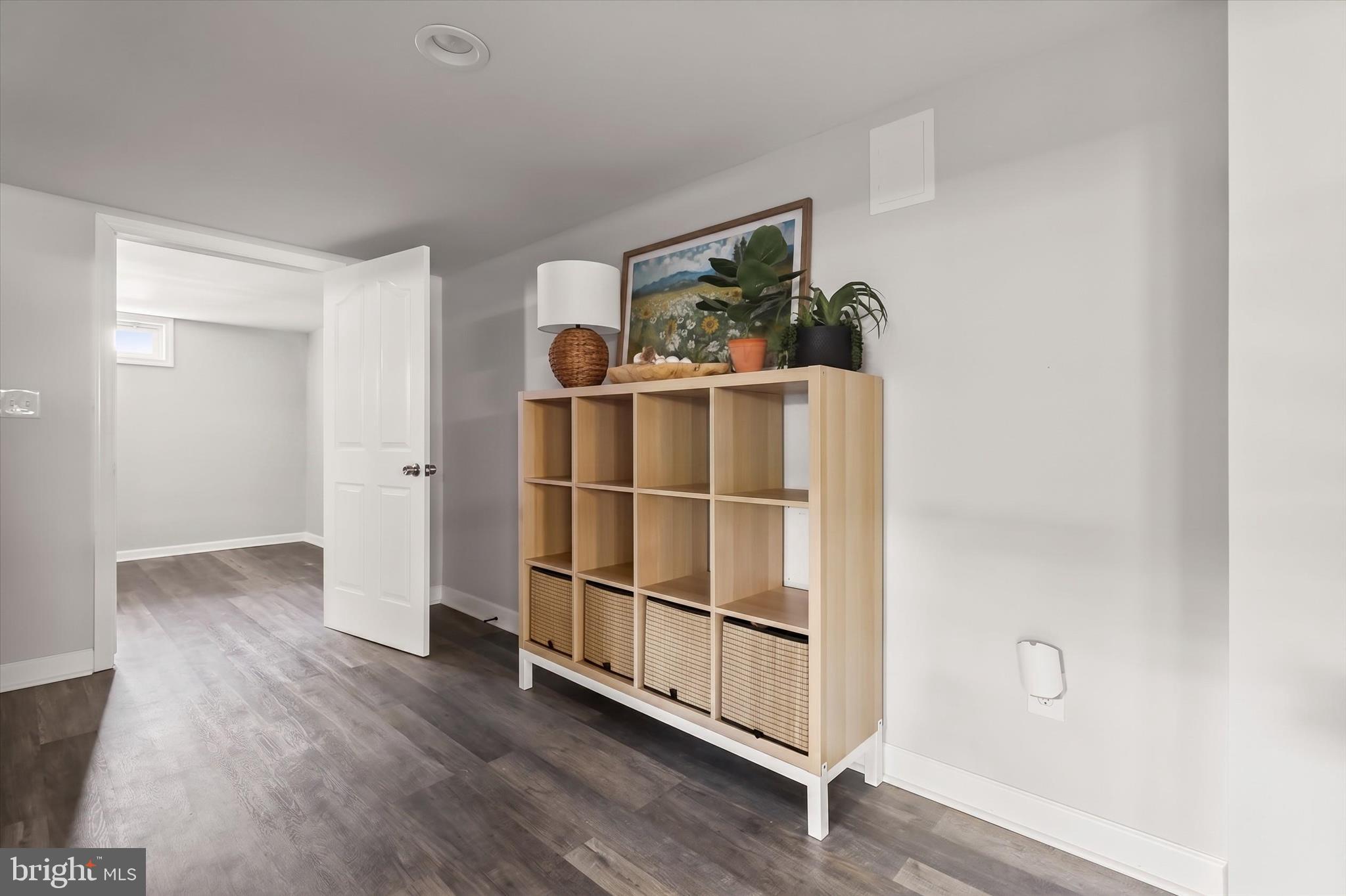 PERRING PARK - Residential