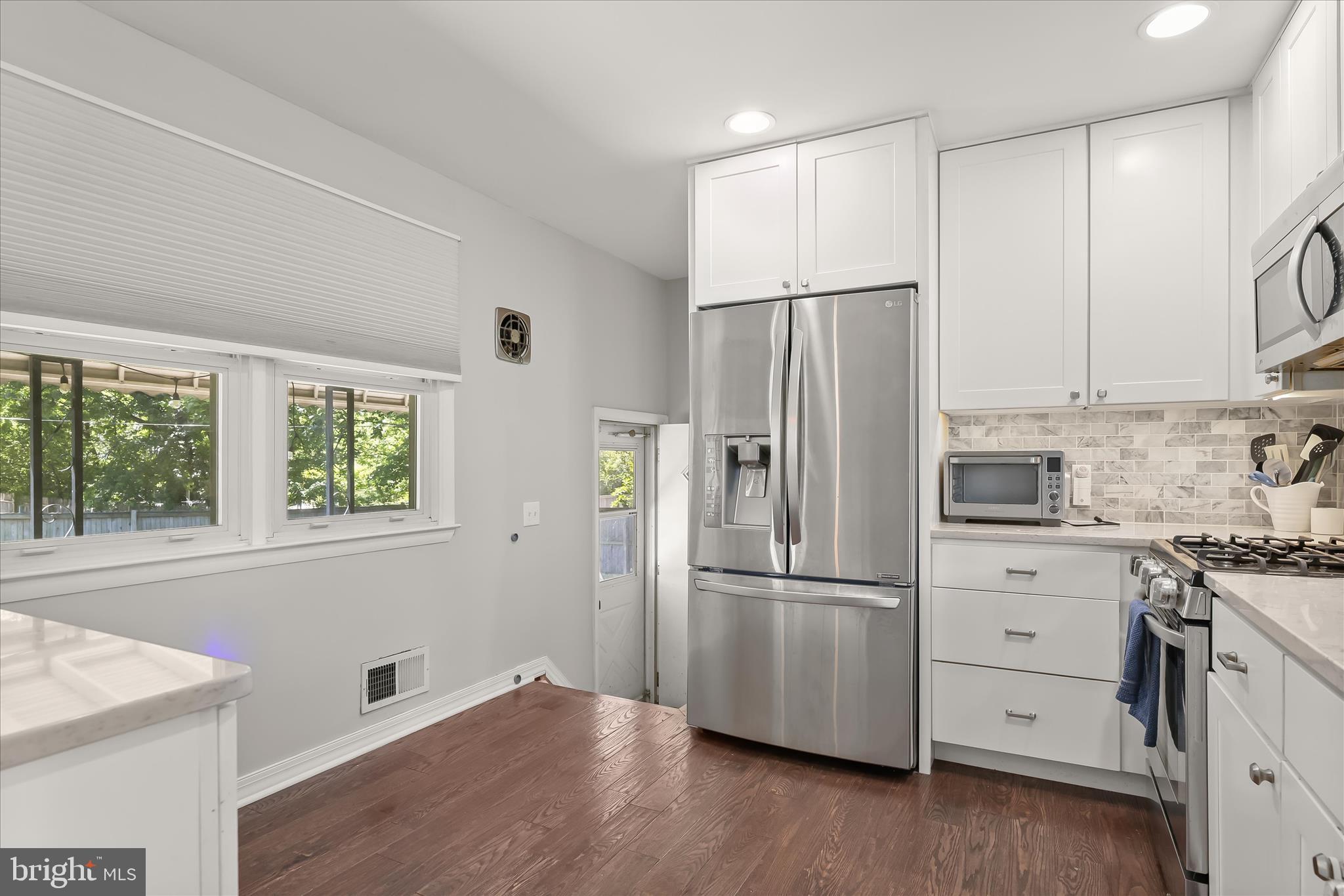 PERRING PARK - Residential