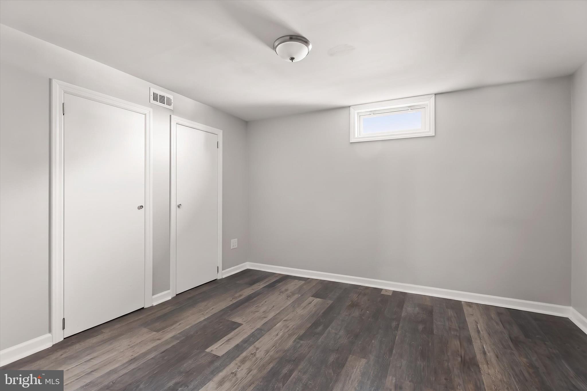 PERRING PARK - Residential