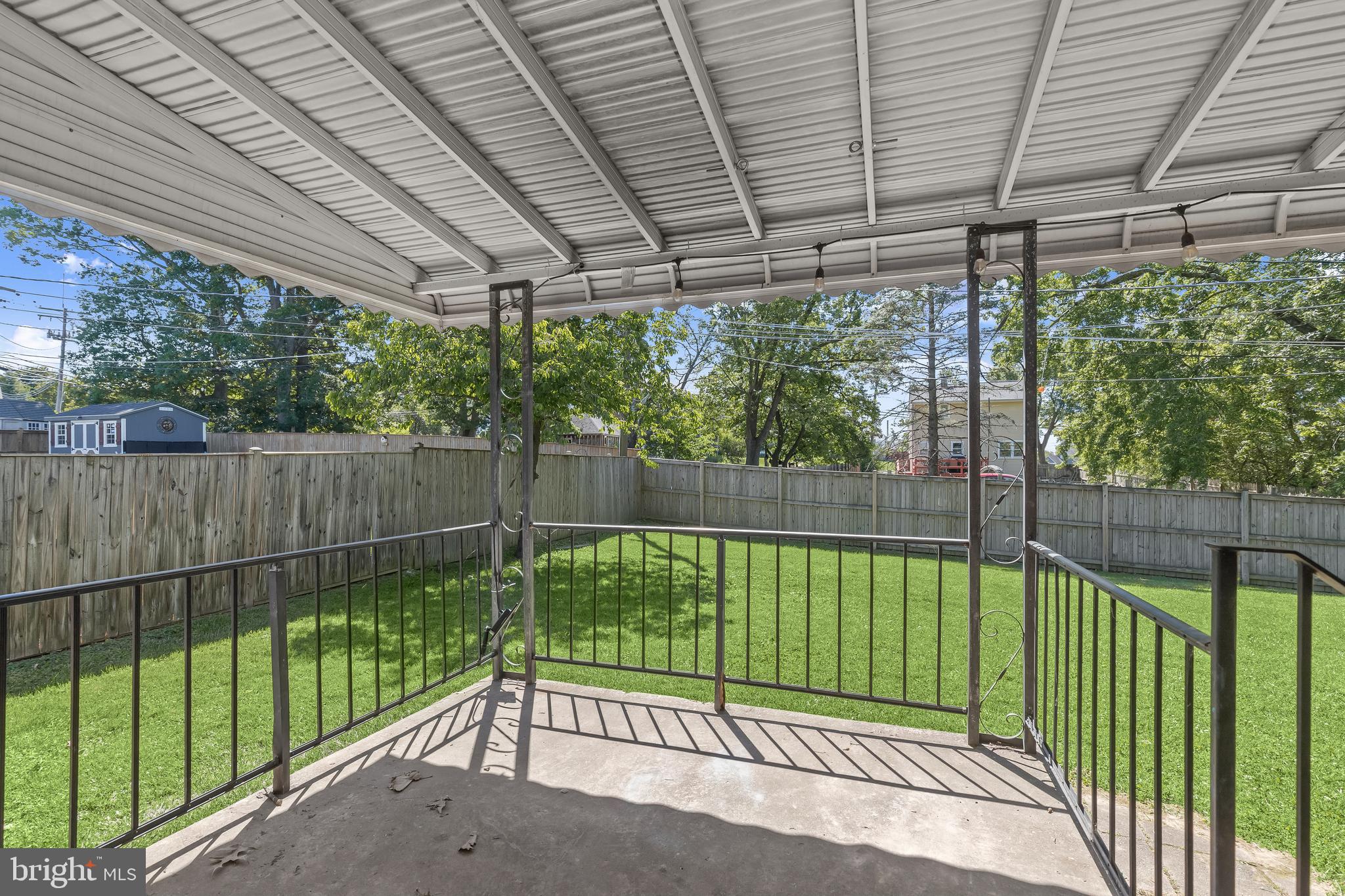 PERRING PARK - Residential