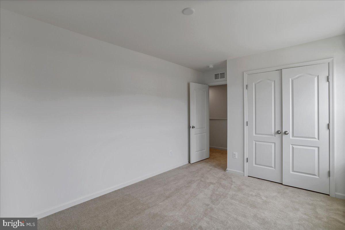 OVERLOOK AT RIVERSIDE - Residential Lease