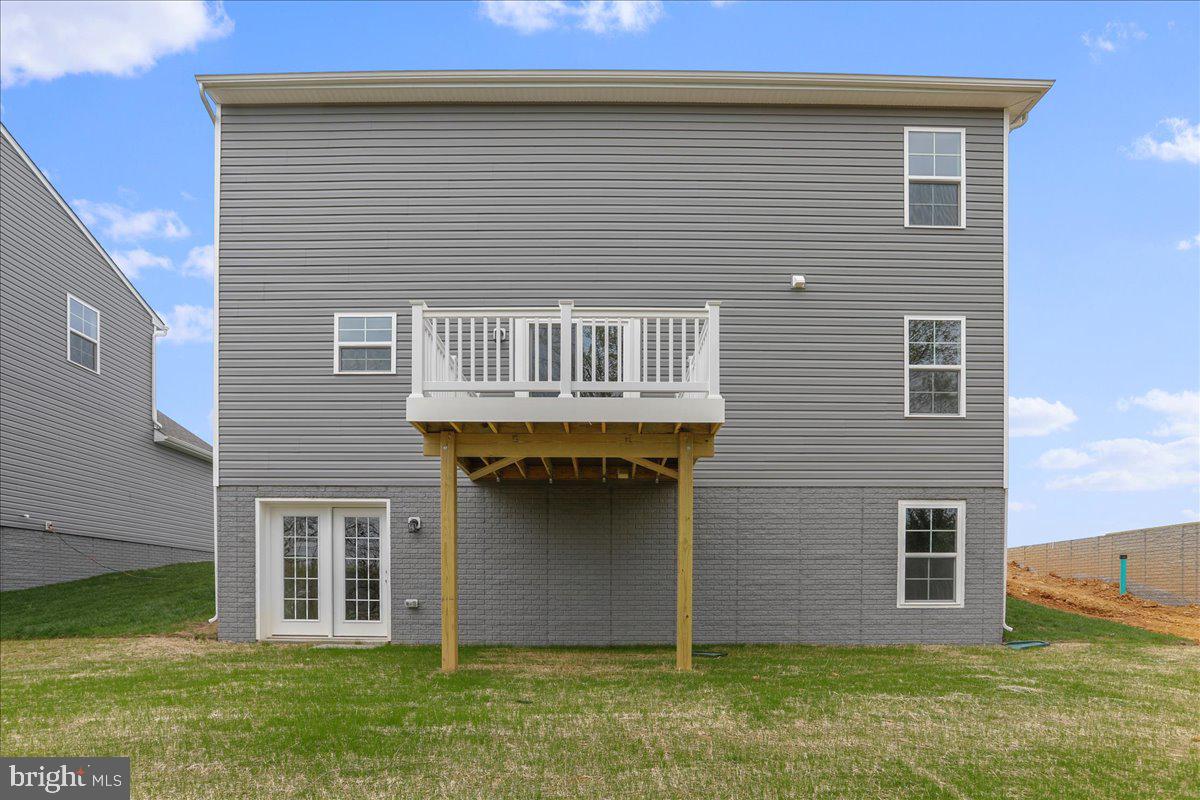 OVERLOOK AT RIVERSIDE - Residential Lease