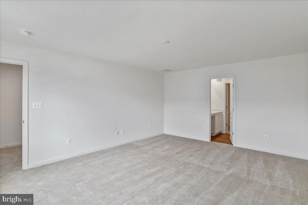 OVERLOOK AT RIVERSIDE - Residential Lease