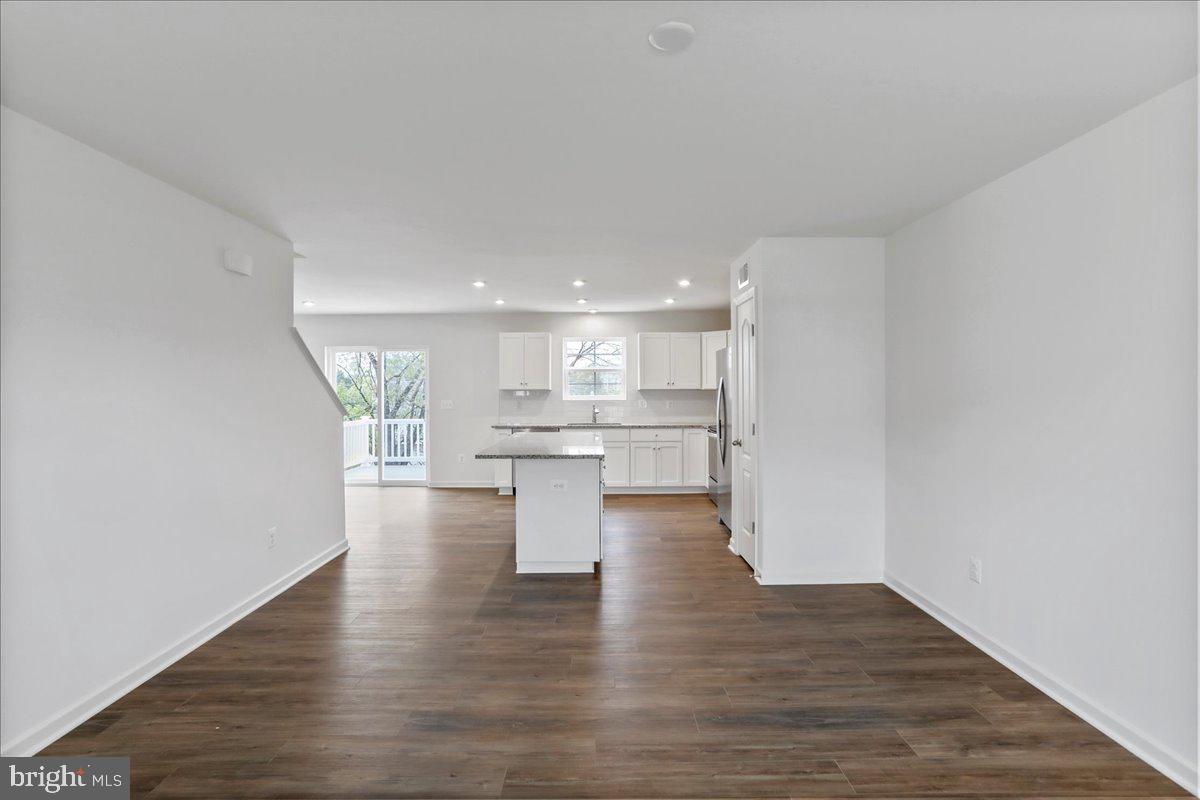 OVERLOOK AT RIVERSIDE - Residential Lease