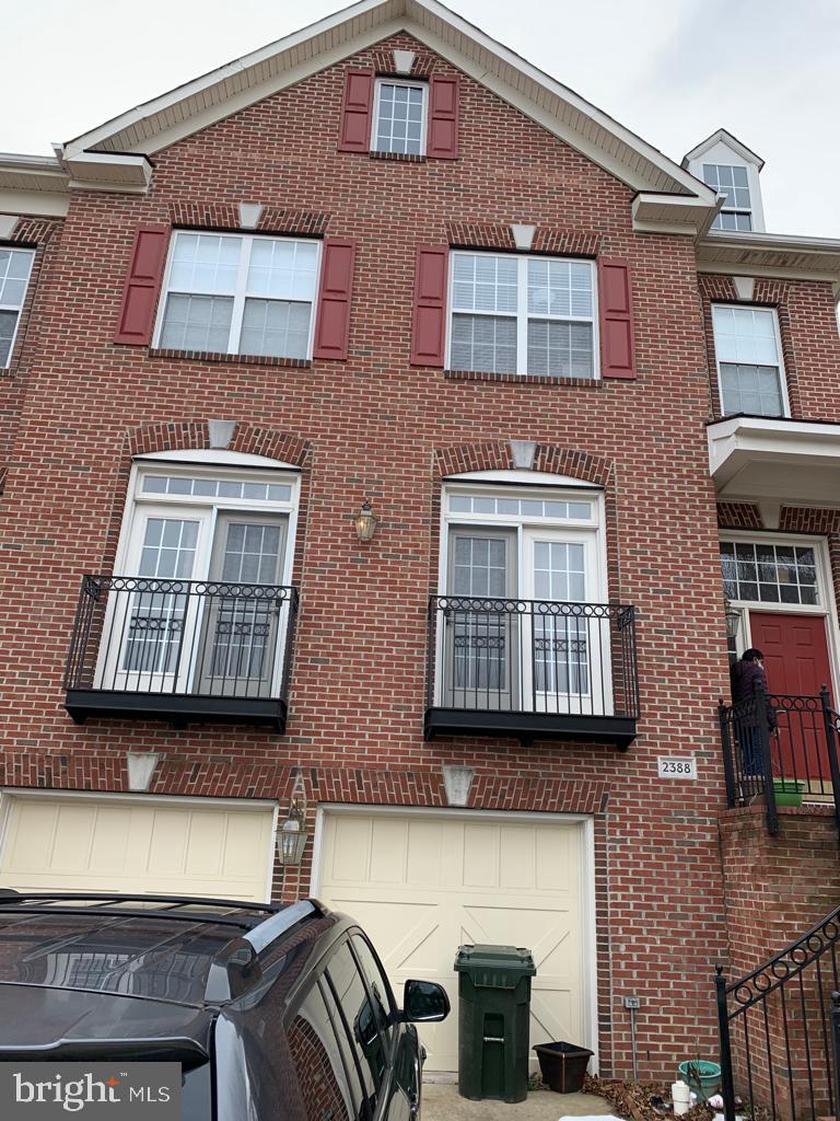 GREAT OAK - Residential Lease