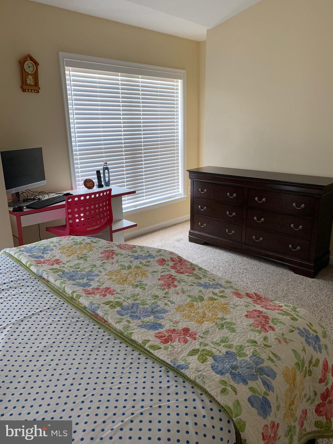 GREAT OAK - Residential Lease