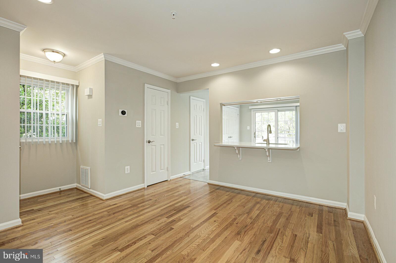 ARLINGTON RIDGE - Residential Lease
