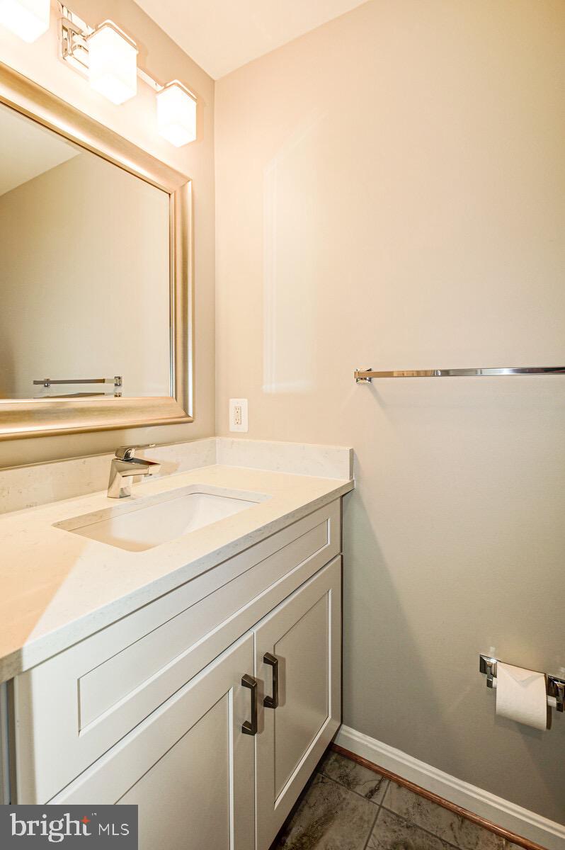ARLINGTON RIDGE - Residential Lease