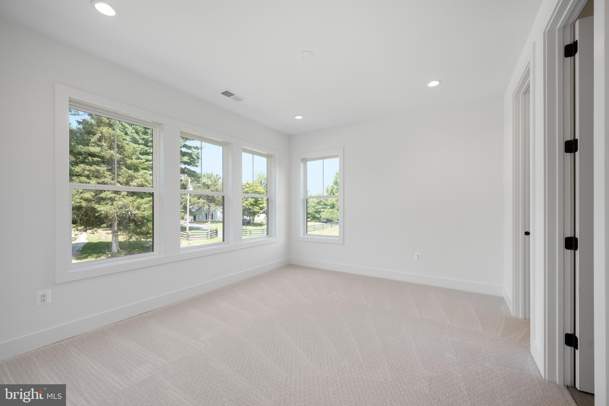TOLL BROTHERS AT WOODBURN - Residential