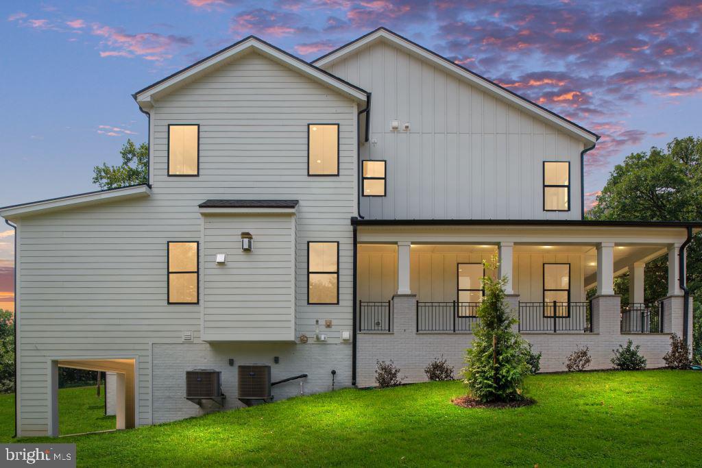 TOLL BROTHERS AT WOODBURN - Residential