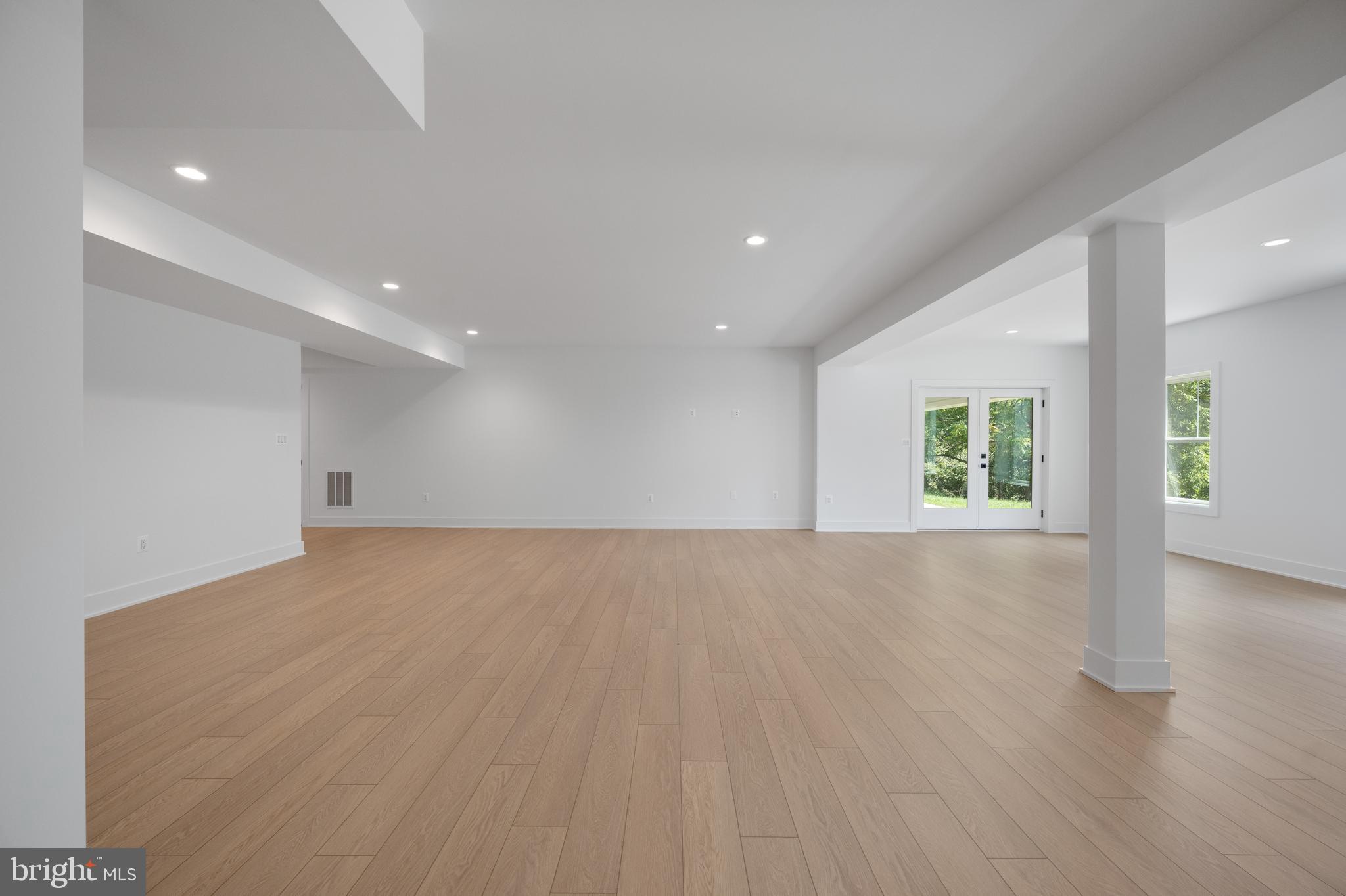 TOLL BROTHERS AT WOODBURN - Residential