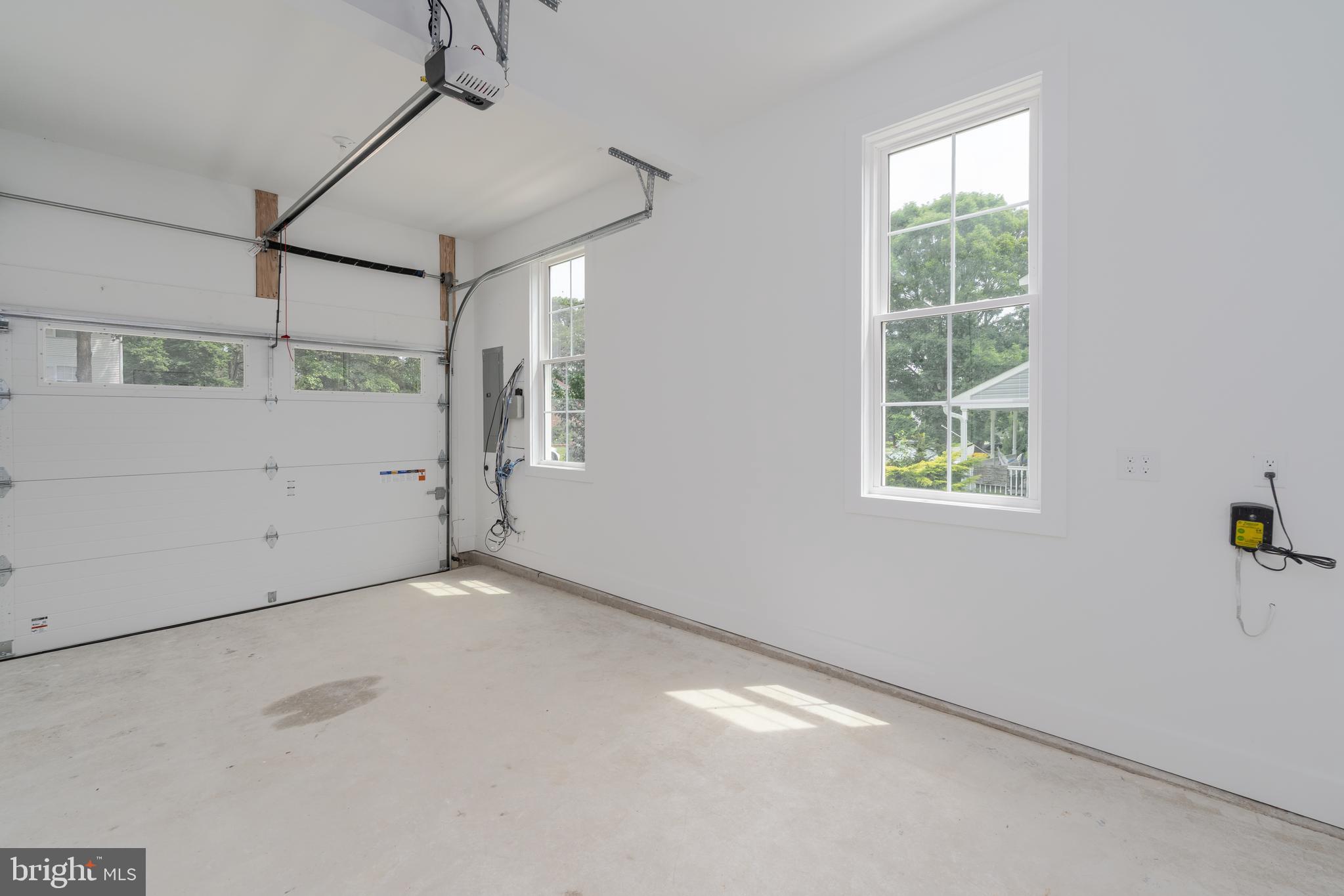 ELMHURST - Residential