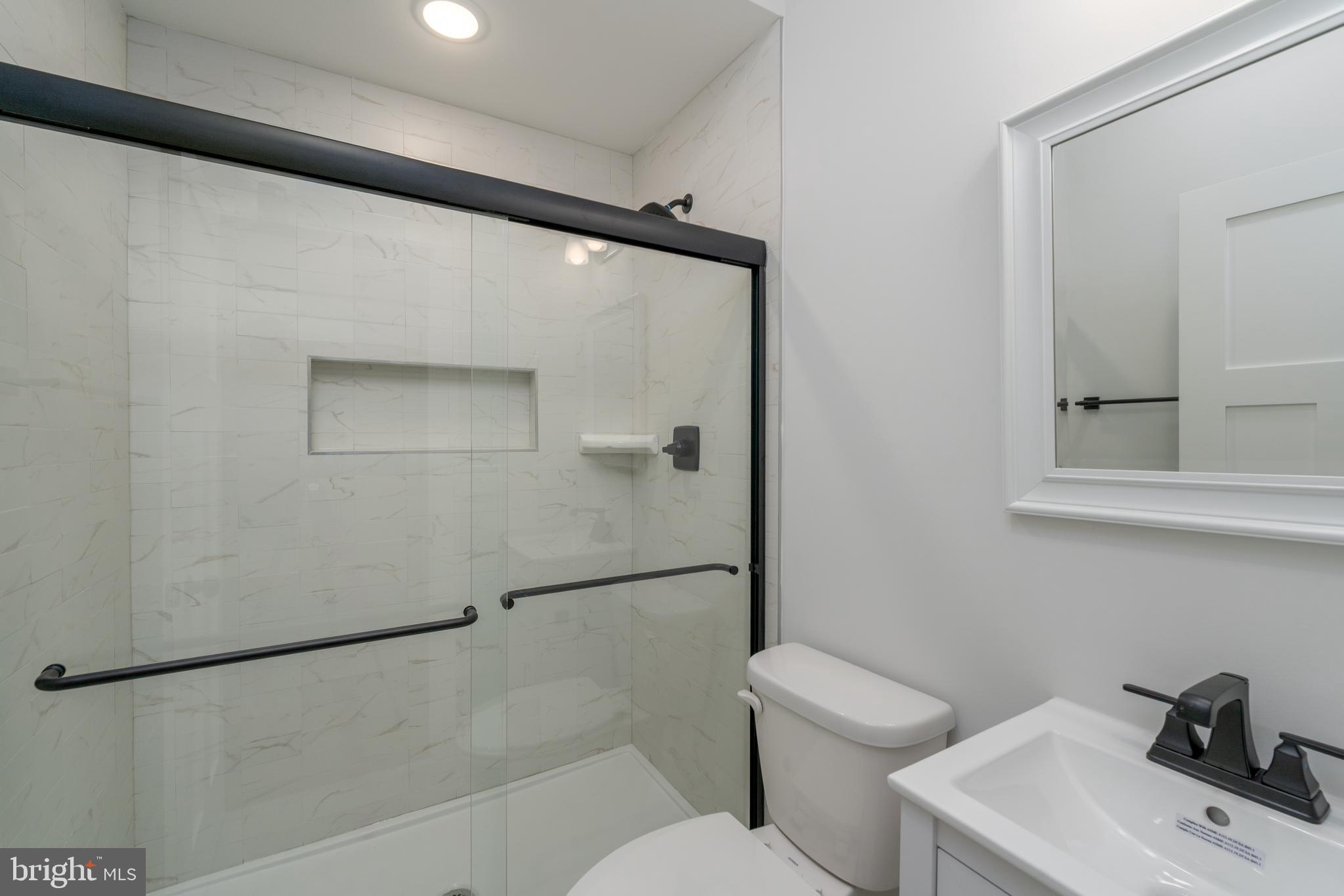 ELMHURST - Residential