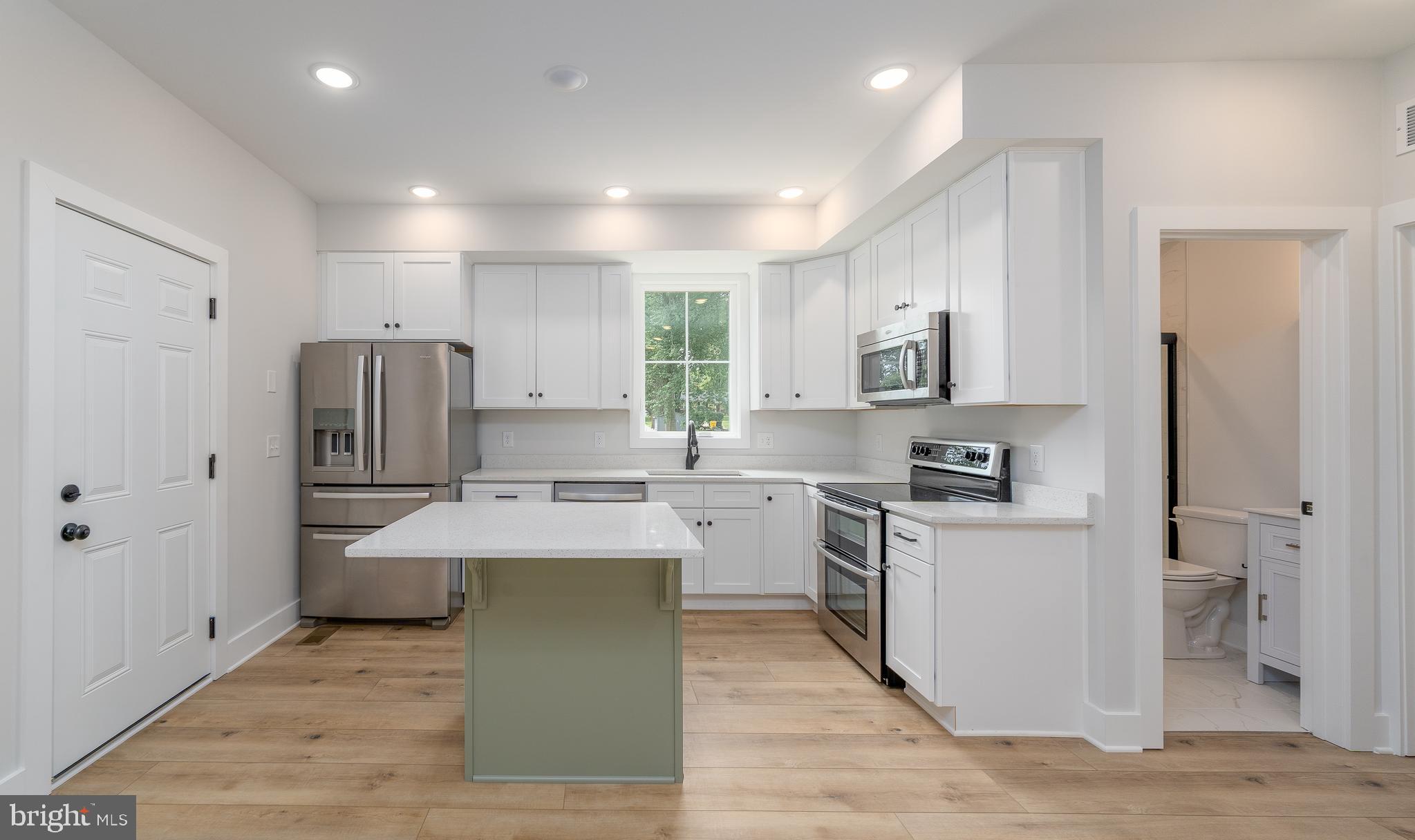 ELMHURST - Residential