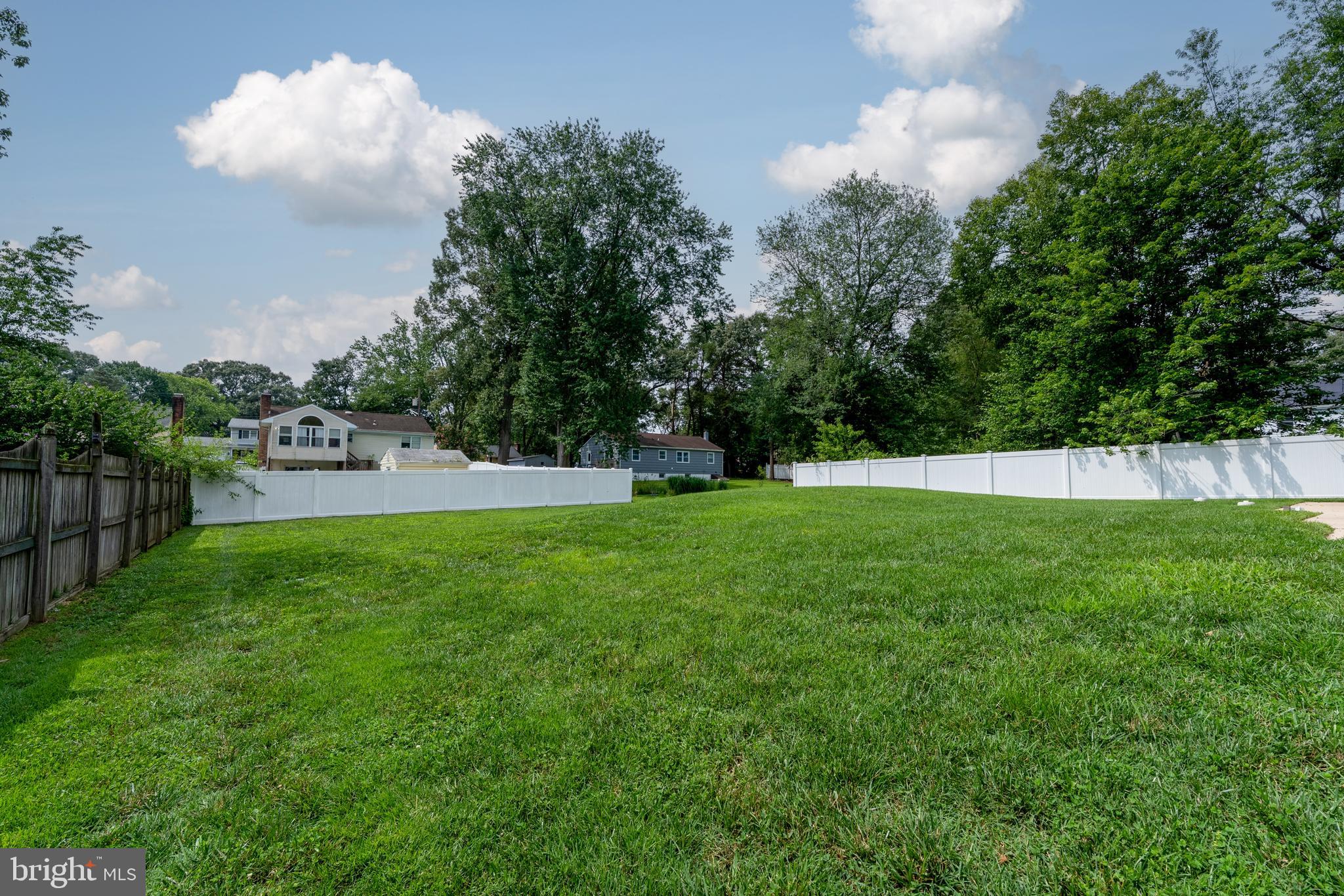 ELMHURST - Residential