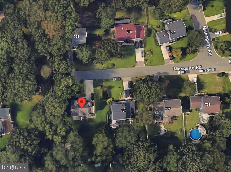 ELMHURST - Residential