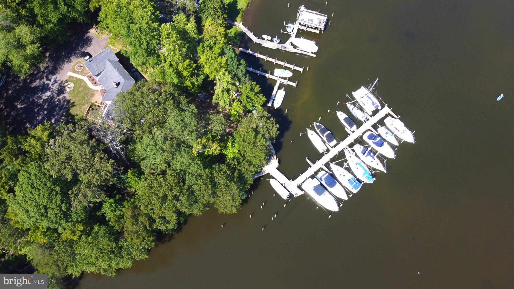 EDGEWATER - Residential