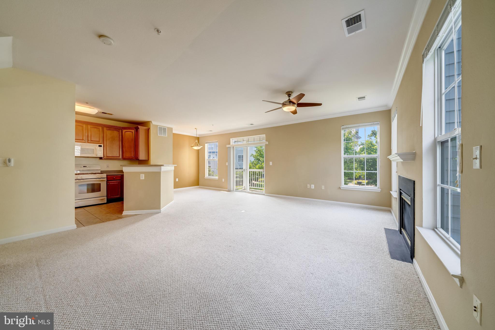 FOX MILL STATION - Residential Lease