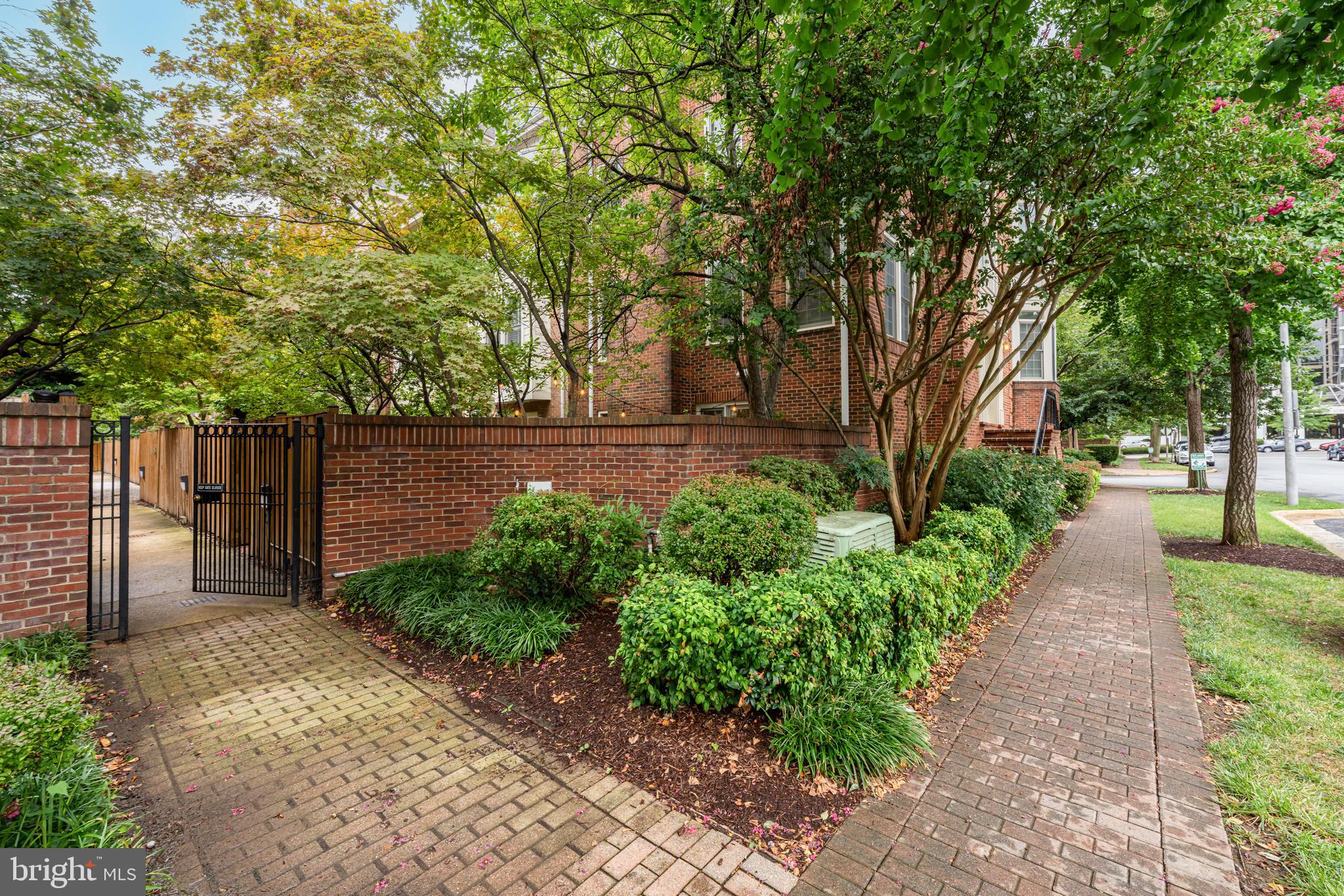 HIGHGATE - Residential