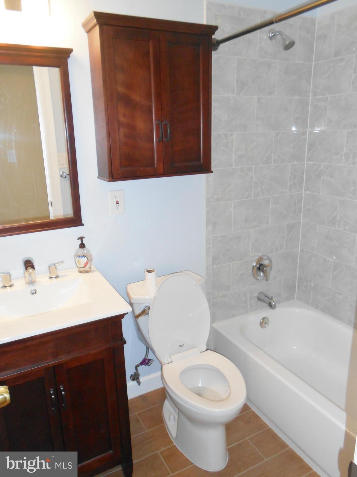 HUNTERS MILL ESTATES - Residential