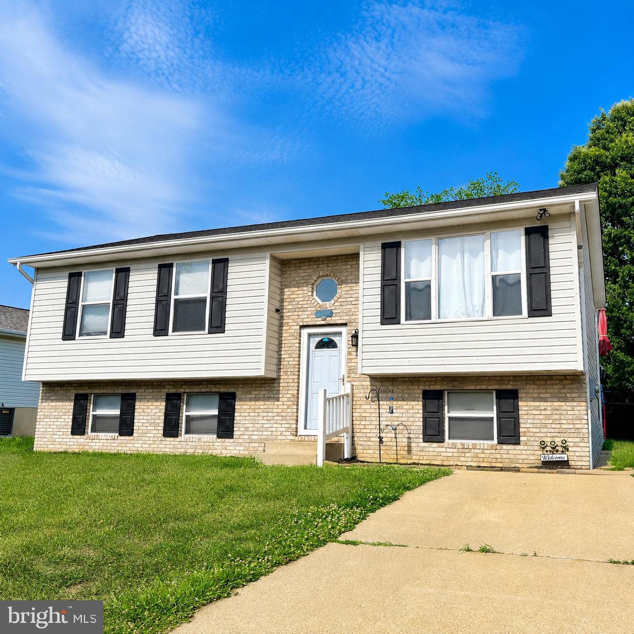 Check out 22060 Caravel Court in Great Mills! This 3-bedroom, 2.5-bath home offers a practical layout with plenty of space for everyday living. The upper level features durable LVP flooring throughout the living areas, a comfortable living room, dining space, and three bedrooms, including a primary suite with its own private bath. A second full bathroom serves the additional bedrooms.

The lower level offers additional living space that can be used as a family room, playroom, home office, or workout area, along with a convenient half bath. The lower level finished areas also have LVP flooring! Step outside onto the rear deck and enjoy the backyard, whether you're relaxing after a long day or spending time with family and friends. 

The entire back yard was fenced in 2021. The HVAC was replaced in April of 2024. Flooring was installed throughout the home in 2020. A new roof was also put on in August of 2020!!! A new stove was added in December of 2025.

Conveniently located near shopping, restaurants, schools, and NAS Patuxent River, this home provides easy access to everyday amenities while being nestled in an established neighborhood. Don't miss your opportunity to make this home your own!