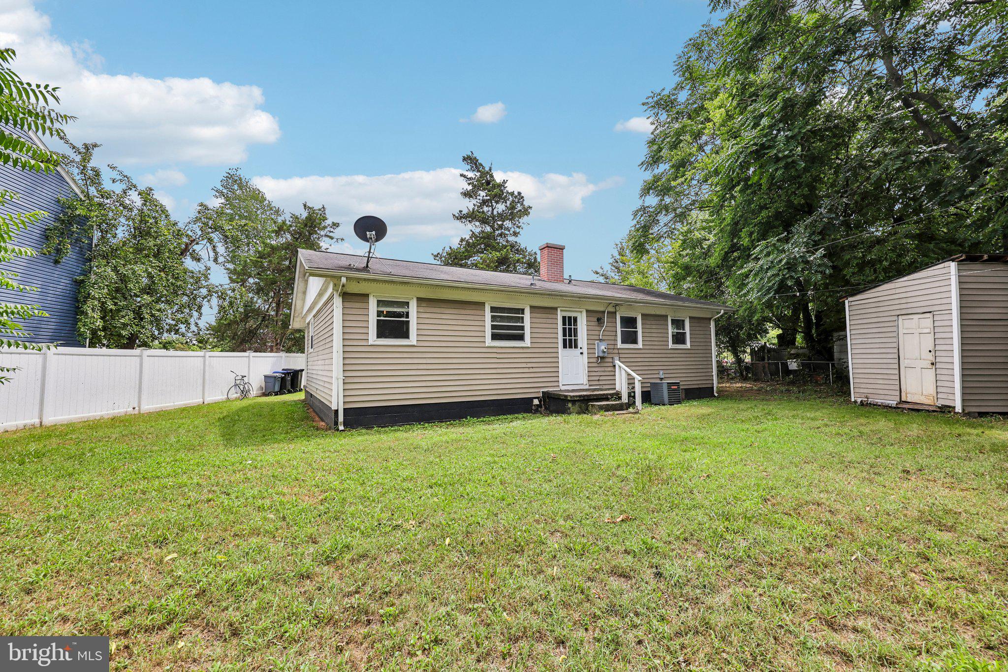 MAYFIELD - Residential