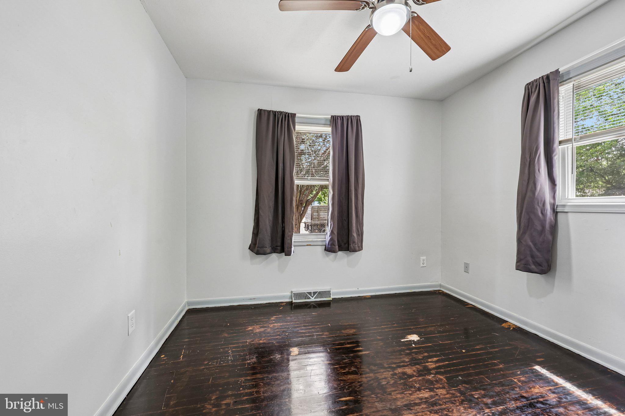 MAYFIELD - Residential