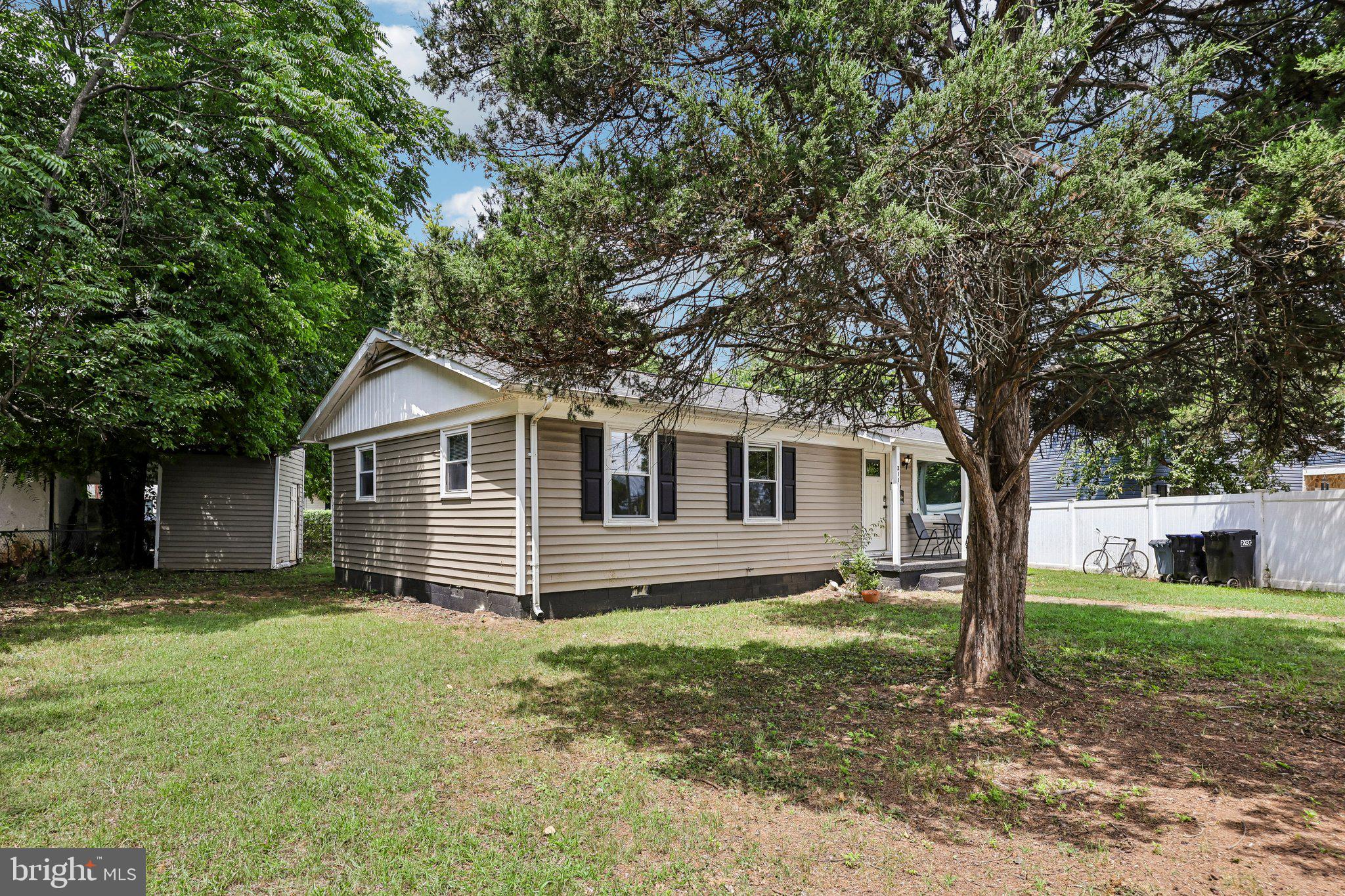 MAYFIELD - Residential