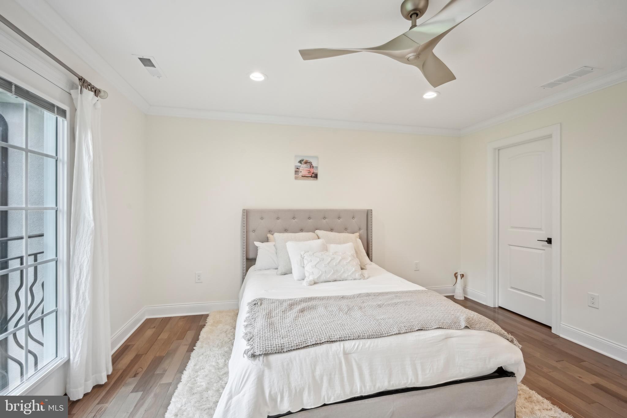 HUNTINGDON VALLEY - Residential