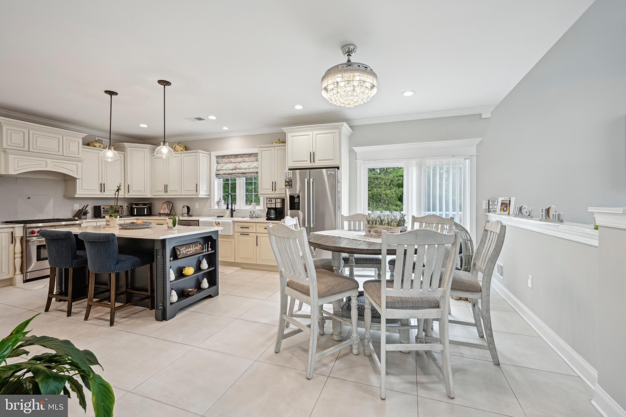 HUNTINGDON VALLEY - Residential