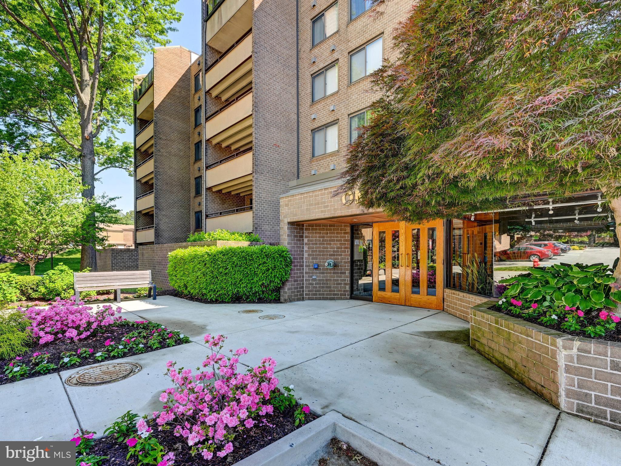 Rarely Available!  Welcome to 1 High Stepper Ct. #602, a 2 BR & Den plus solarium penthouse unit in the gated community of Annen Woods.  This spacious condo includes an eat-in Kitchen with Subzero Refrigerator, microwave, double wall oven & cooktop plus plentiful storage! The Living Room & Dining Room enjoy built-ins, recessed lighting and parquet floors and are open to the Den & Solarium! The Primary Bedroom includes a walk-in closet, crown moldings, a dressing area and Primary Bath with shower. This bedroom currently has double doors accessing the 2nd Bedroom.  The Hall Bath has a tub/shower and there is a Storage Room with washer & dryer as well as built-in storage.  In addition to the gated entry,  Annen Woods  has a community center, outdoor pool, tennis courts and beautiful landscaping.  Located close to main highways & 695, it is close to everything including shopping and restaurants.  Come see this home today! ESTATE SALE BEING SOLD AS IS.