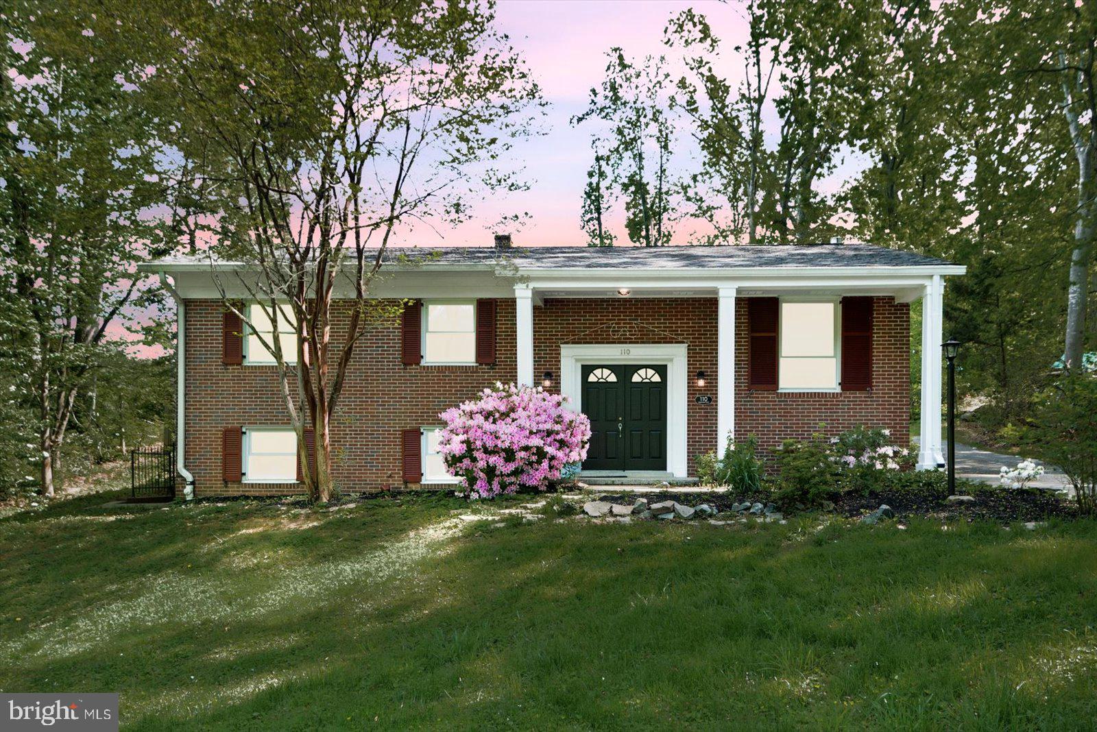 BRAEHEAD WOODS - Residential