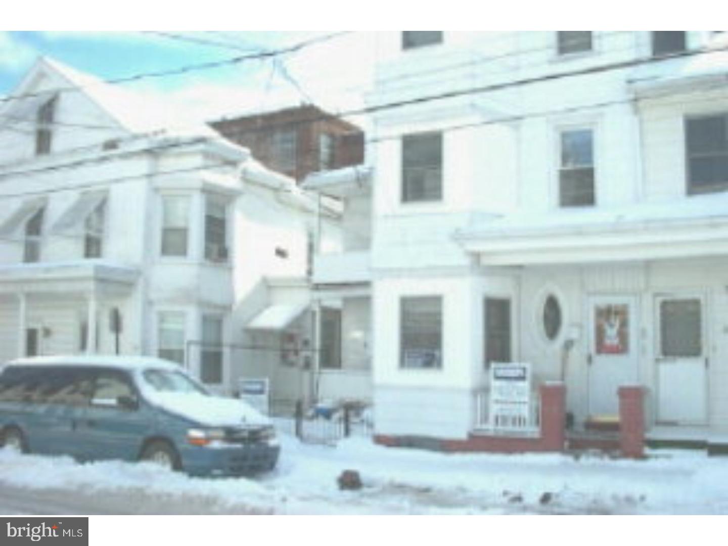 BIGGER THAN BIG! LARGE & SPACIOUS ATT SINGLE HOME W/ FRONT FENCED-IN YARD. 2ND FLR PORCH. ROOF(10YR) OIL HEATED. PLENTY OF CLOSETS. MODERN KITCHEN & BA BR 6 ON 3RD FLR 12'10X15. ALL THERMOPANE WINDOWS. TWO FRONT ENTRANCES. UNBEATABLE PRICE. Mailing Address Continued: SHENANDOAH Color: WHITE Amp: 200