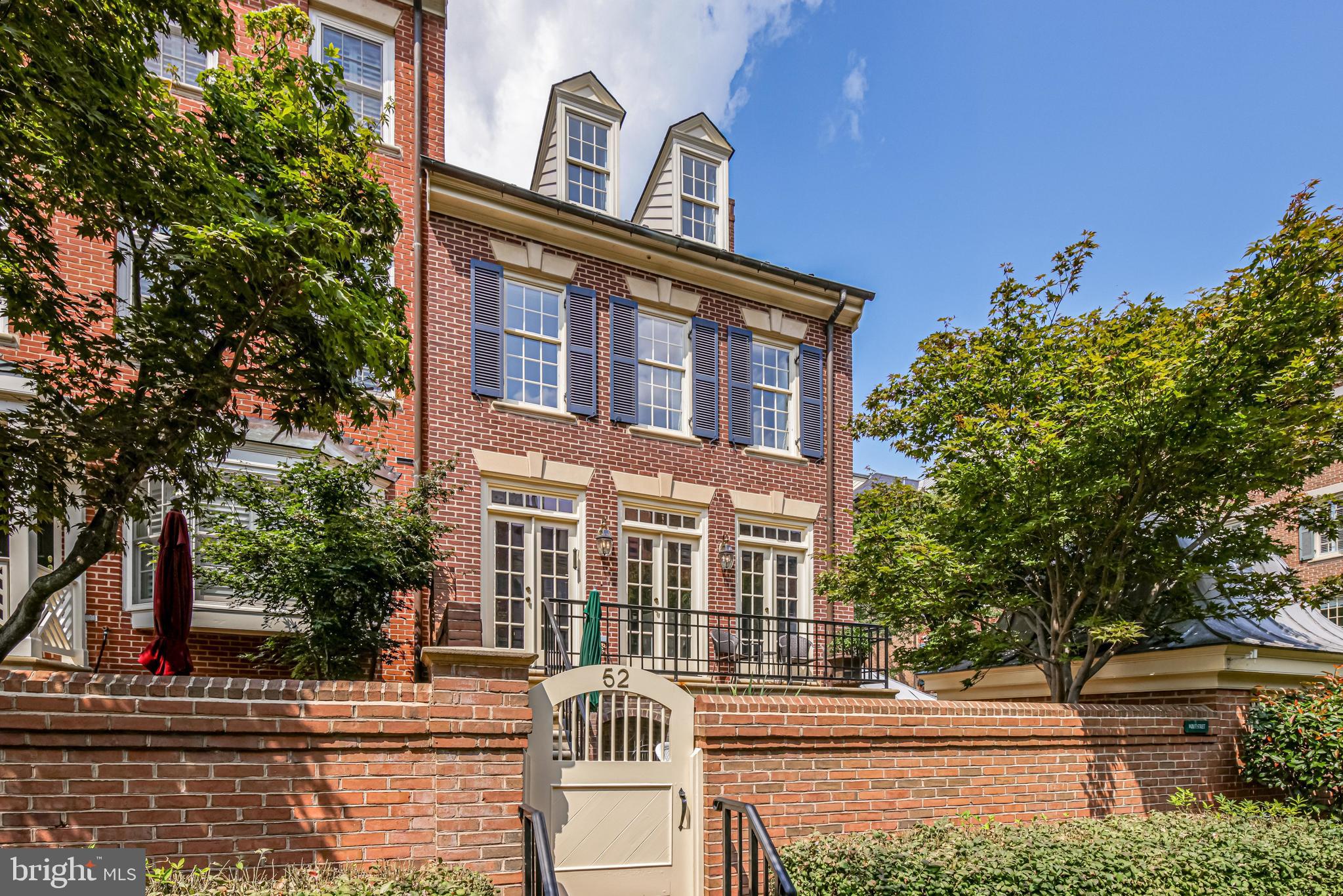 HARBORSIDE - Residential