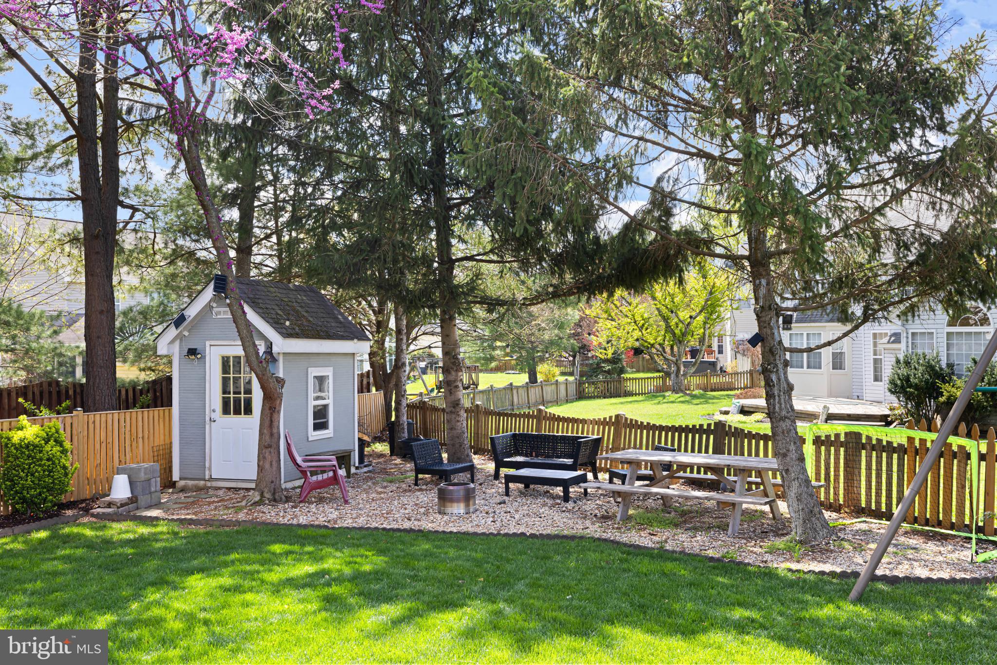 BRIDLEWOOD - Residential