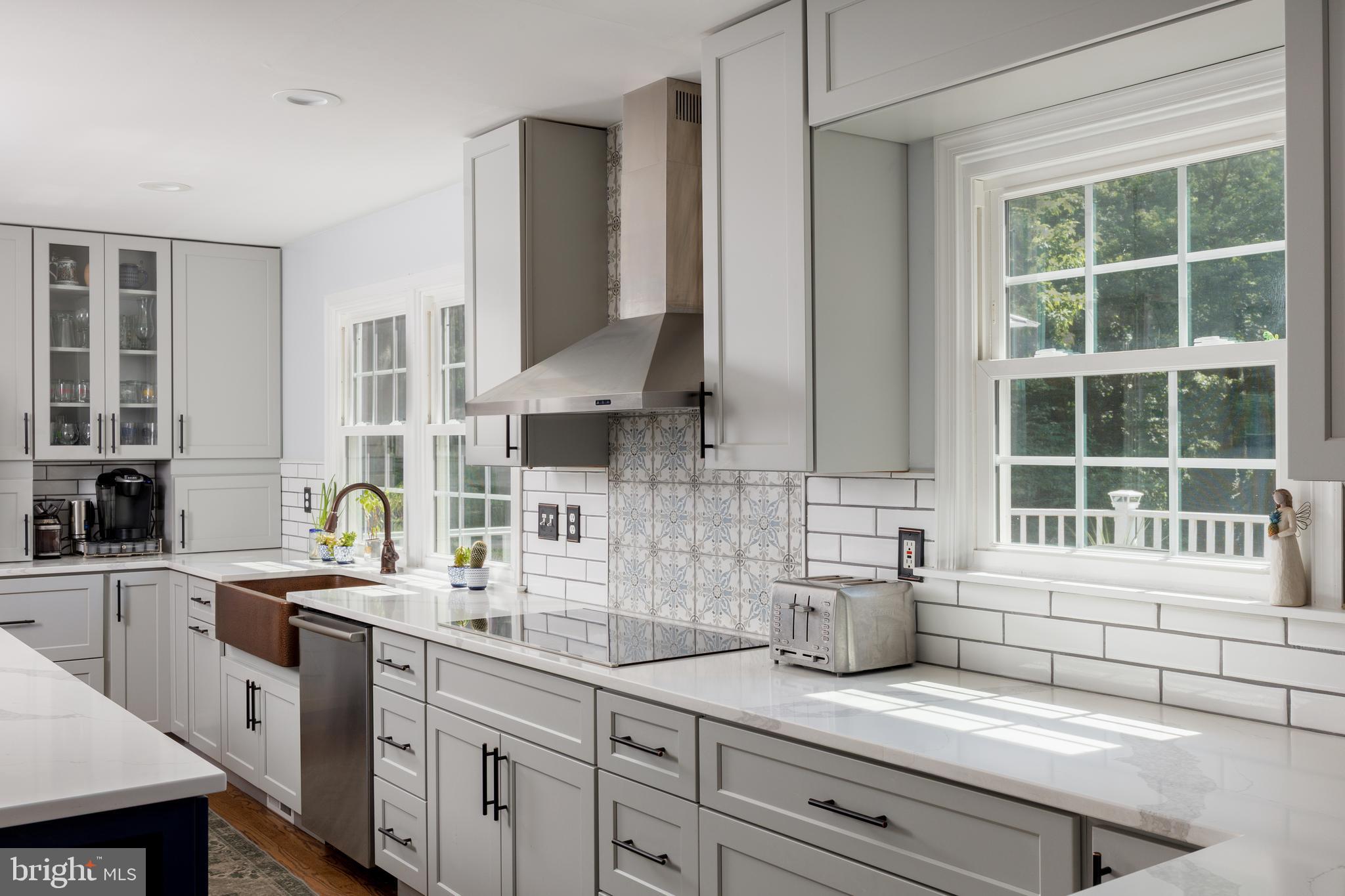 ADVOCATE HILL FARMS - Residential