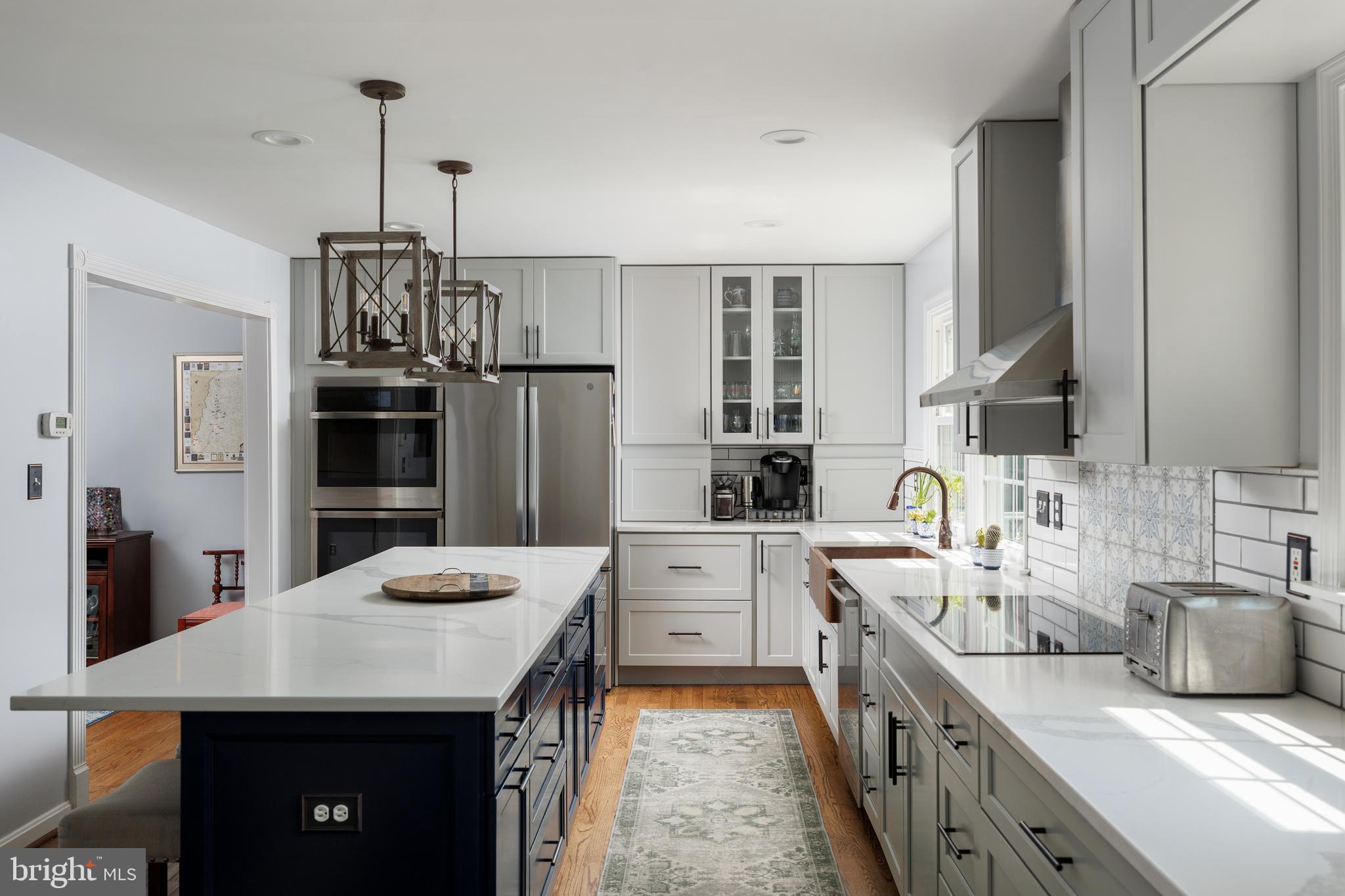 ADVOCATE HILL FARMS - Residential