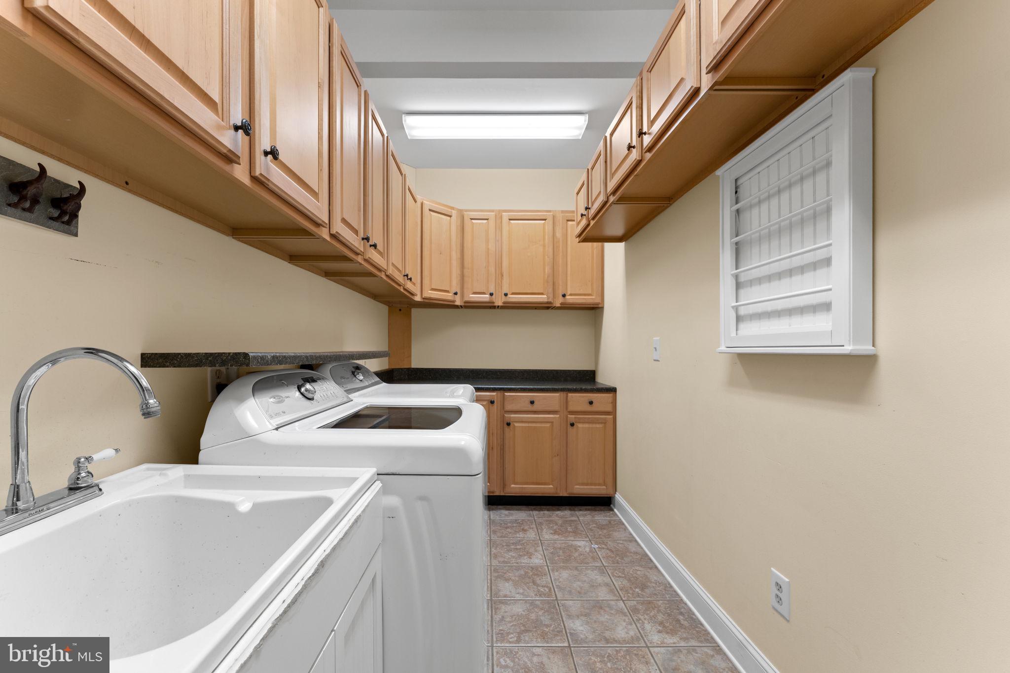 CLAIRMONT MANOR - Residential