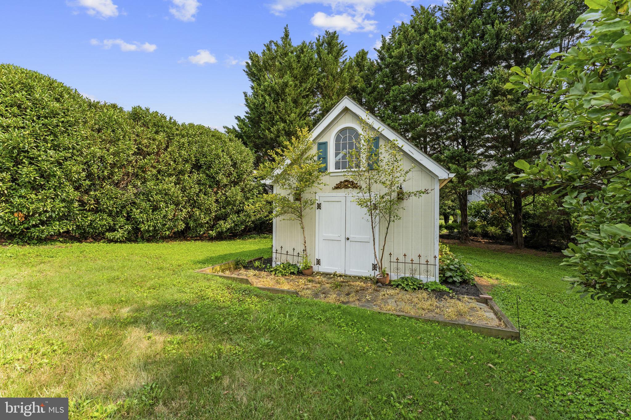 CLAIRMONT MANOR - Residential
