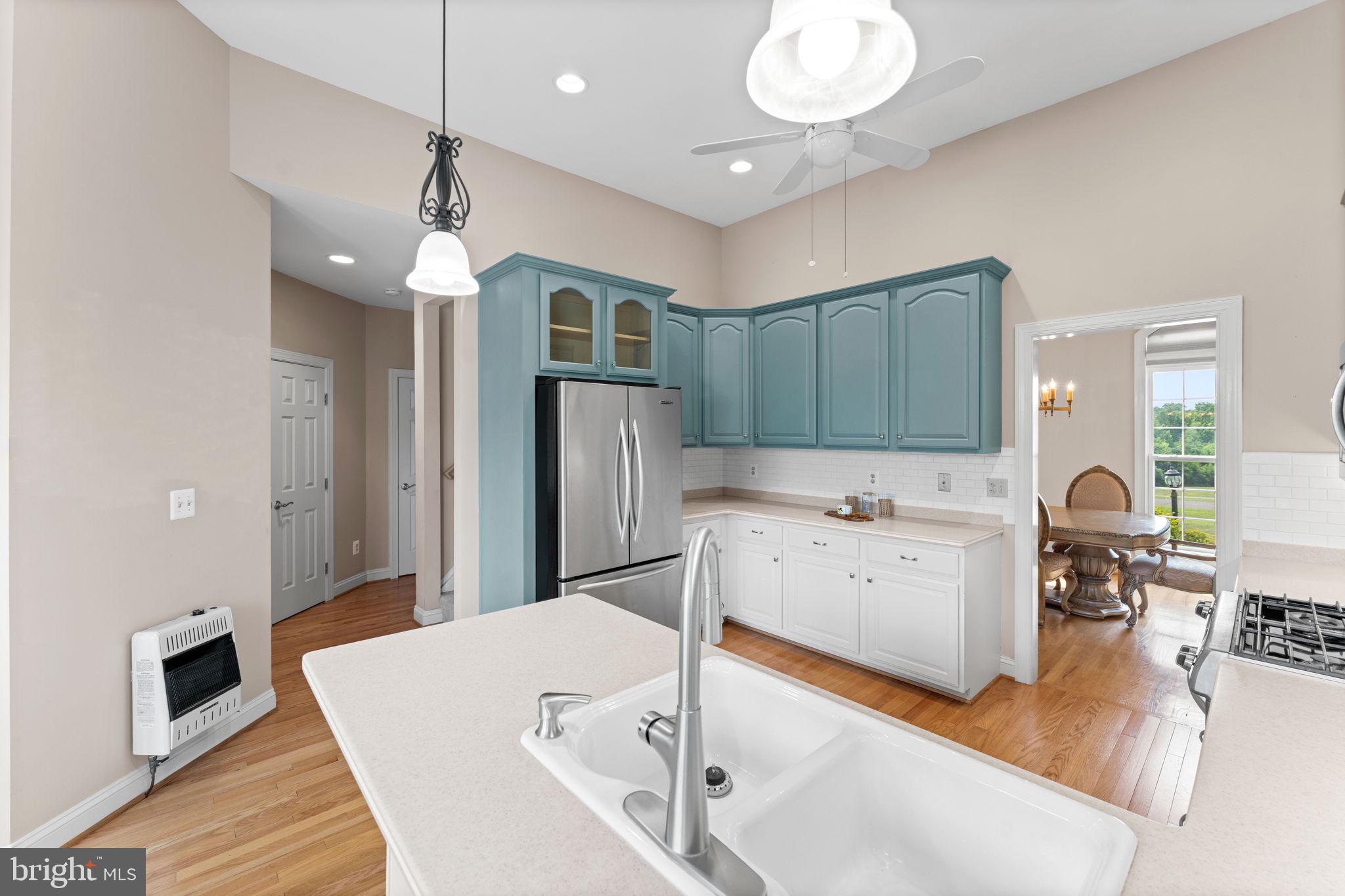 CLAIRMONT MANOR - Residential