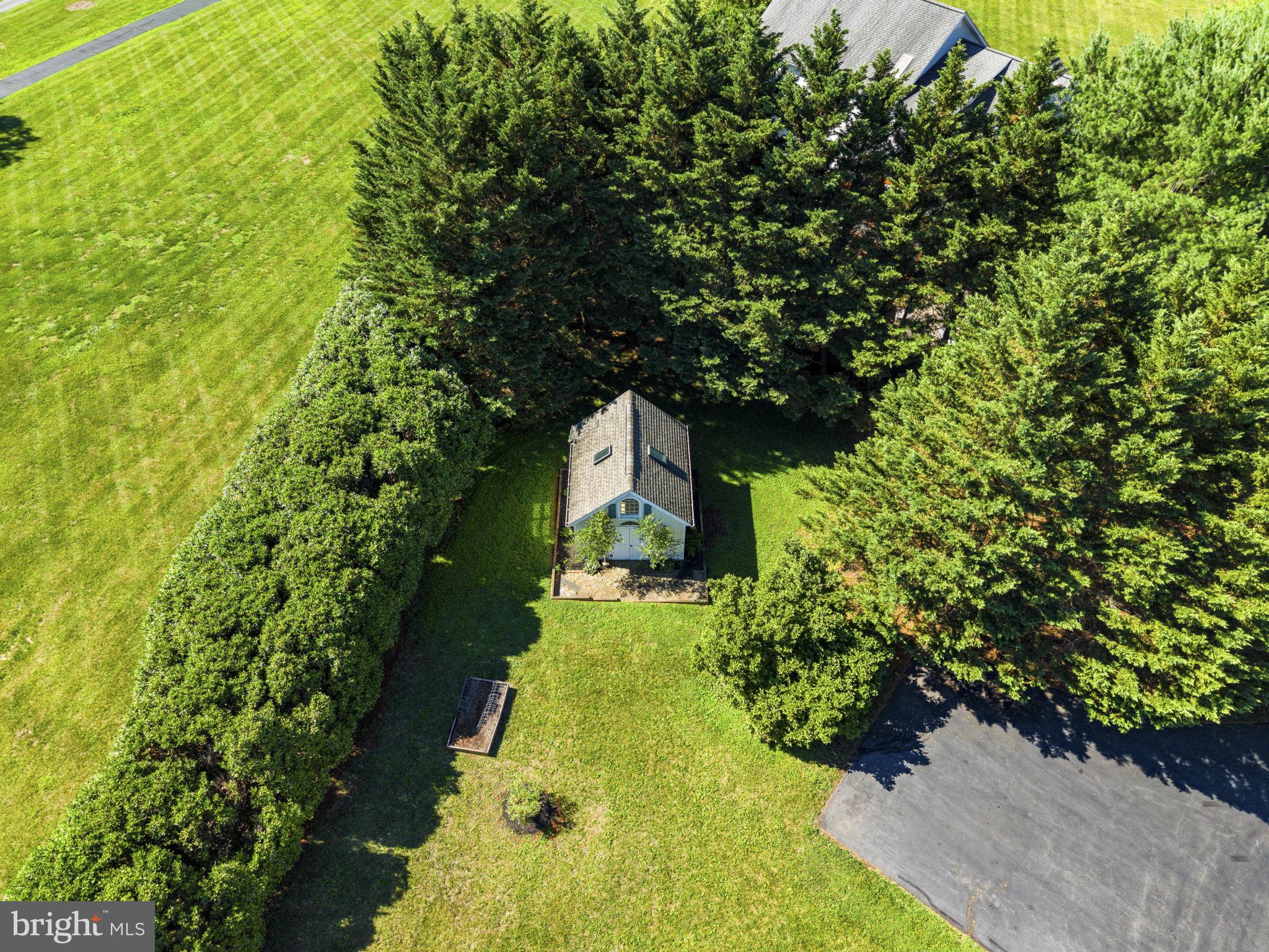 CLAIRMONT MANOR - Residential