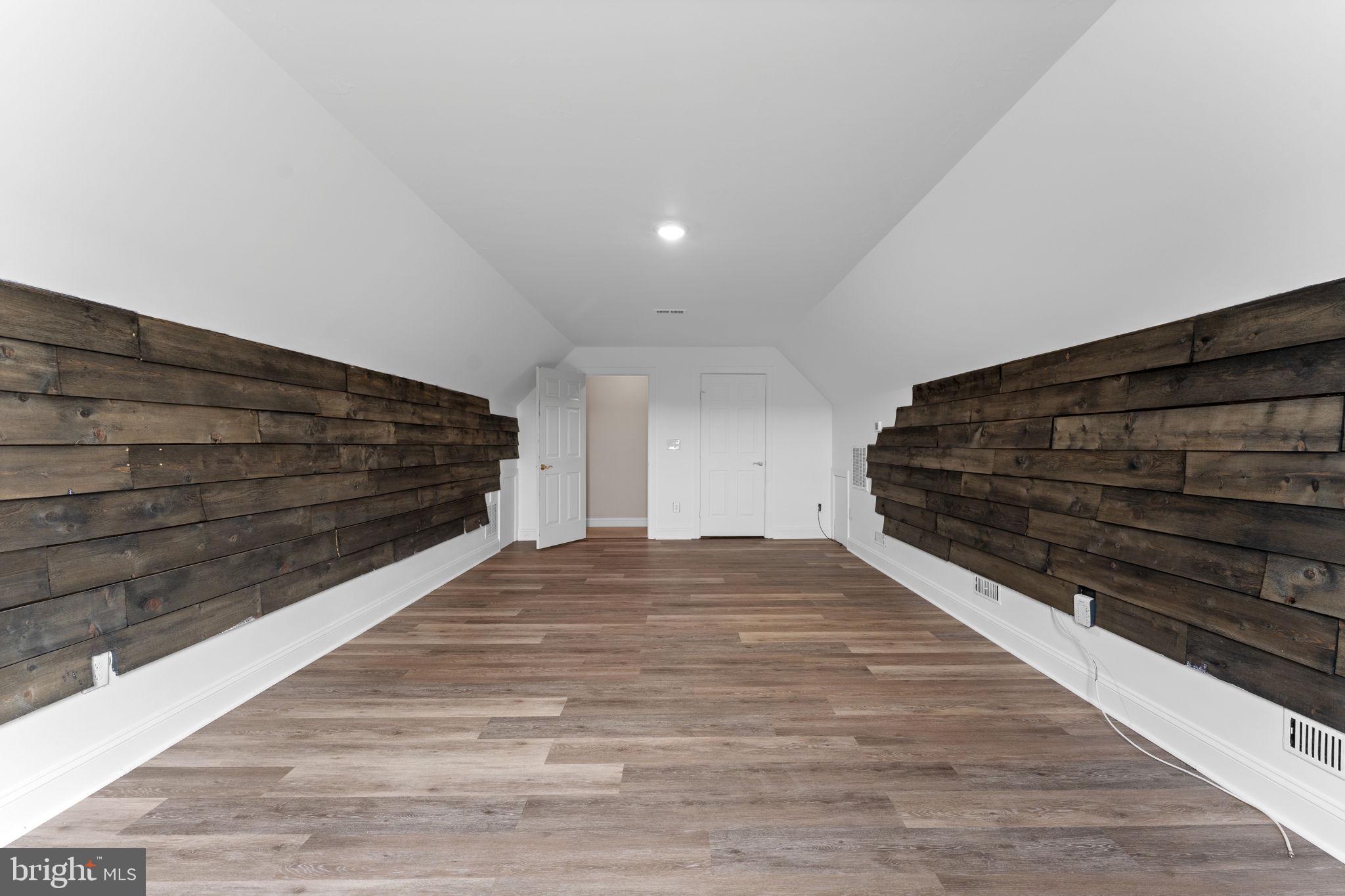 CLAIRMONT MANOR - Residential